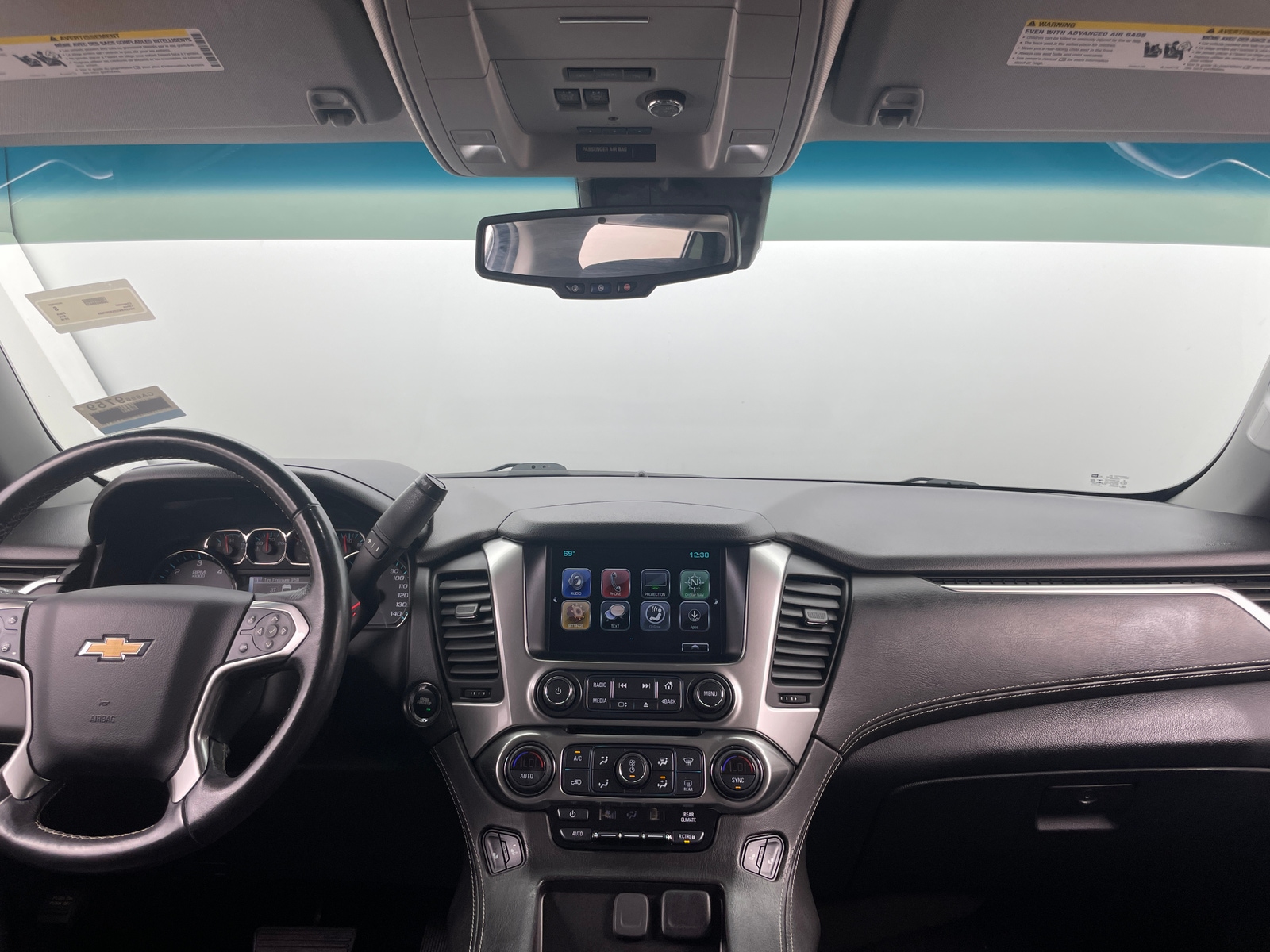 Thumbnail: 2019 Chevrolet Tahoe - 2