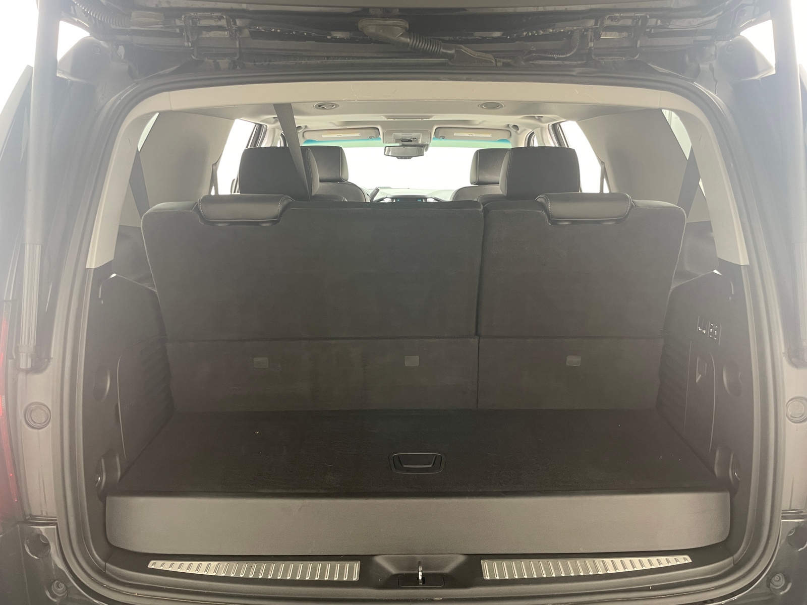 Thumbnail: 2019 Chevrolet Tahoe - 6