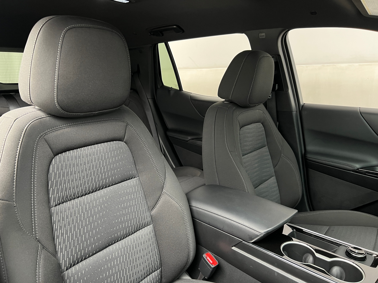 Thumbnail: 2026 Chevrolet Equinox - 2