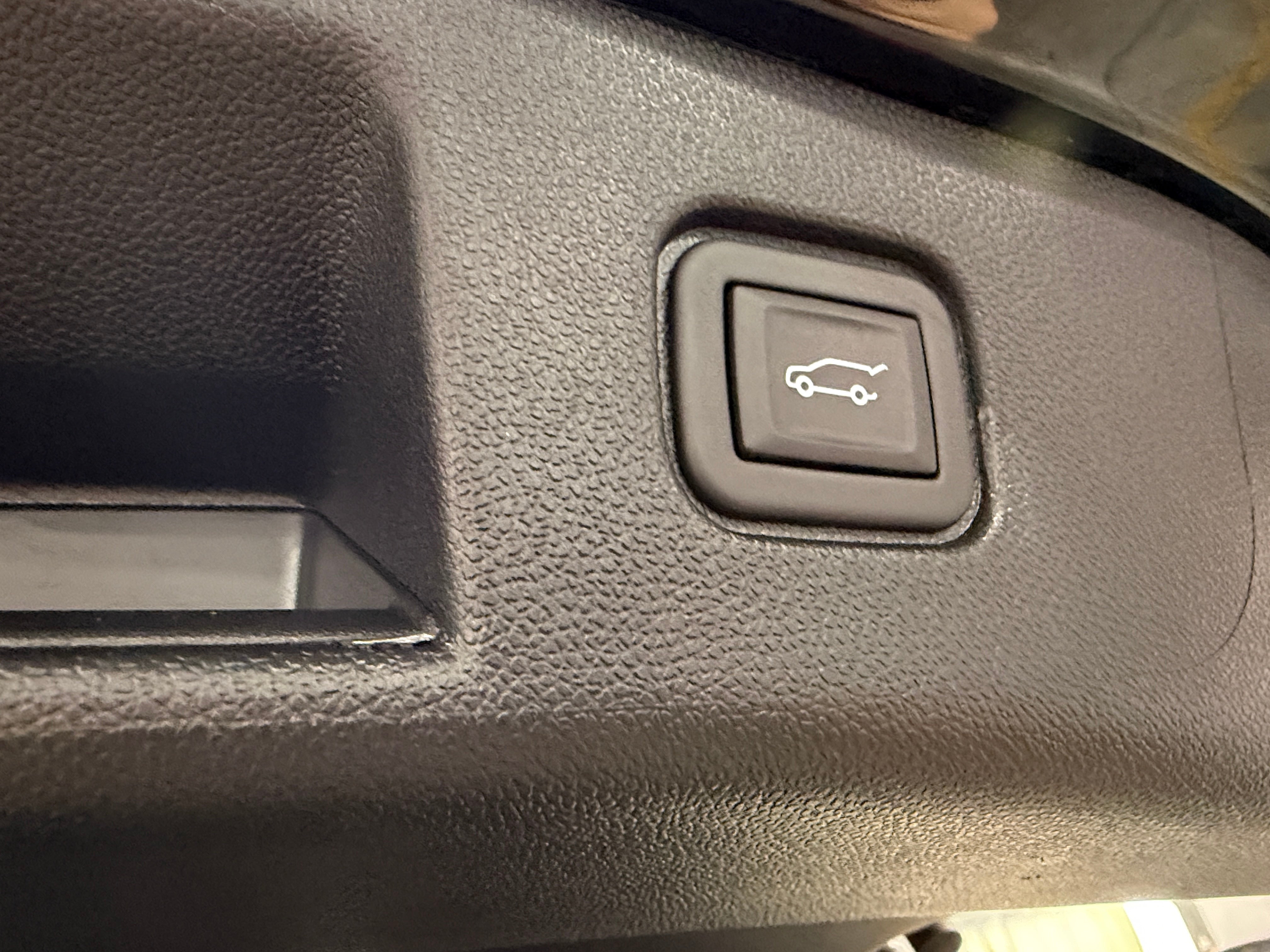 Used 2024 Chevrolet Blazer EV LT with VIN 3GNKDBRJ6RS258654 for sale in Auburn, WA