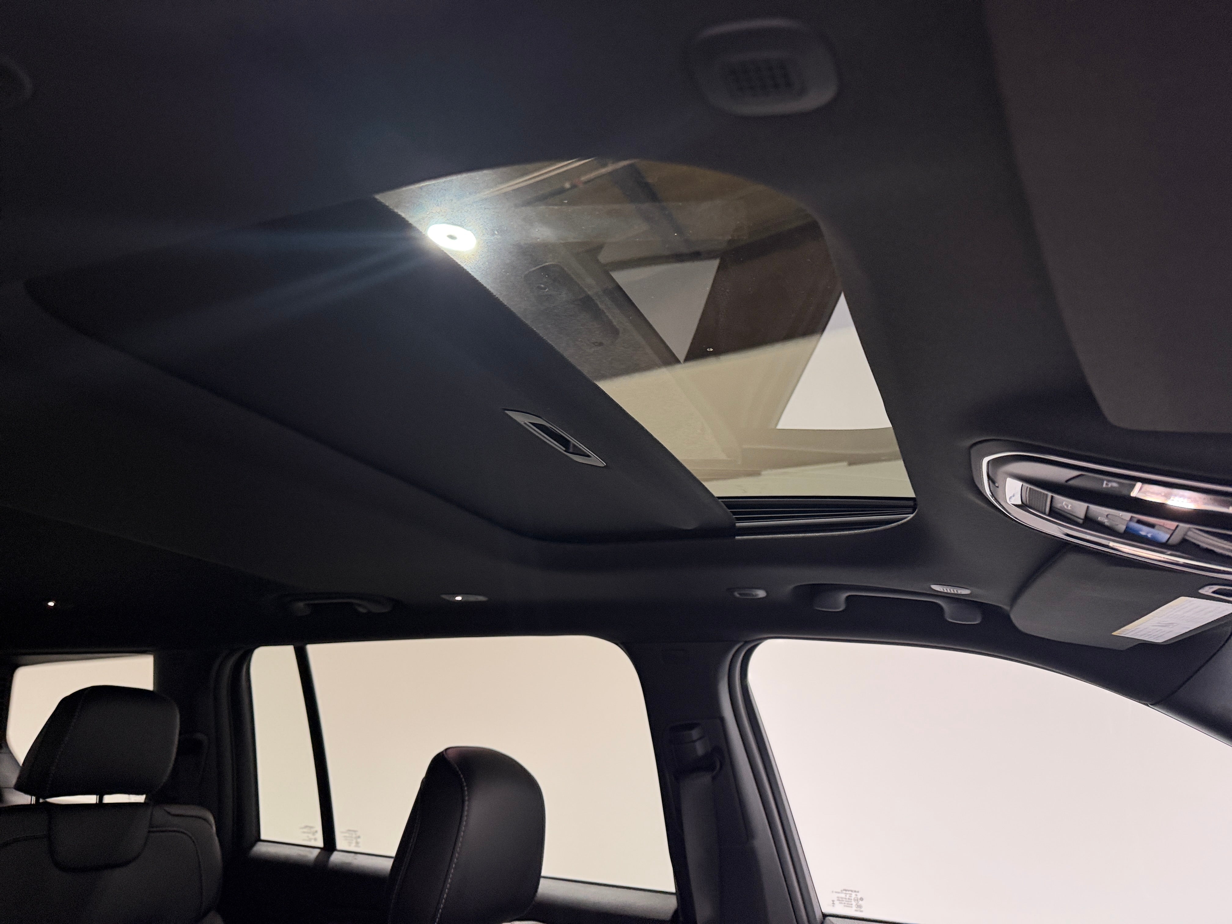 2027 Jeep Grand Cherokee L