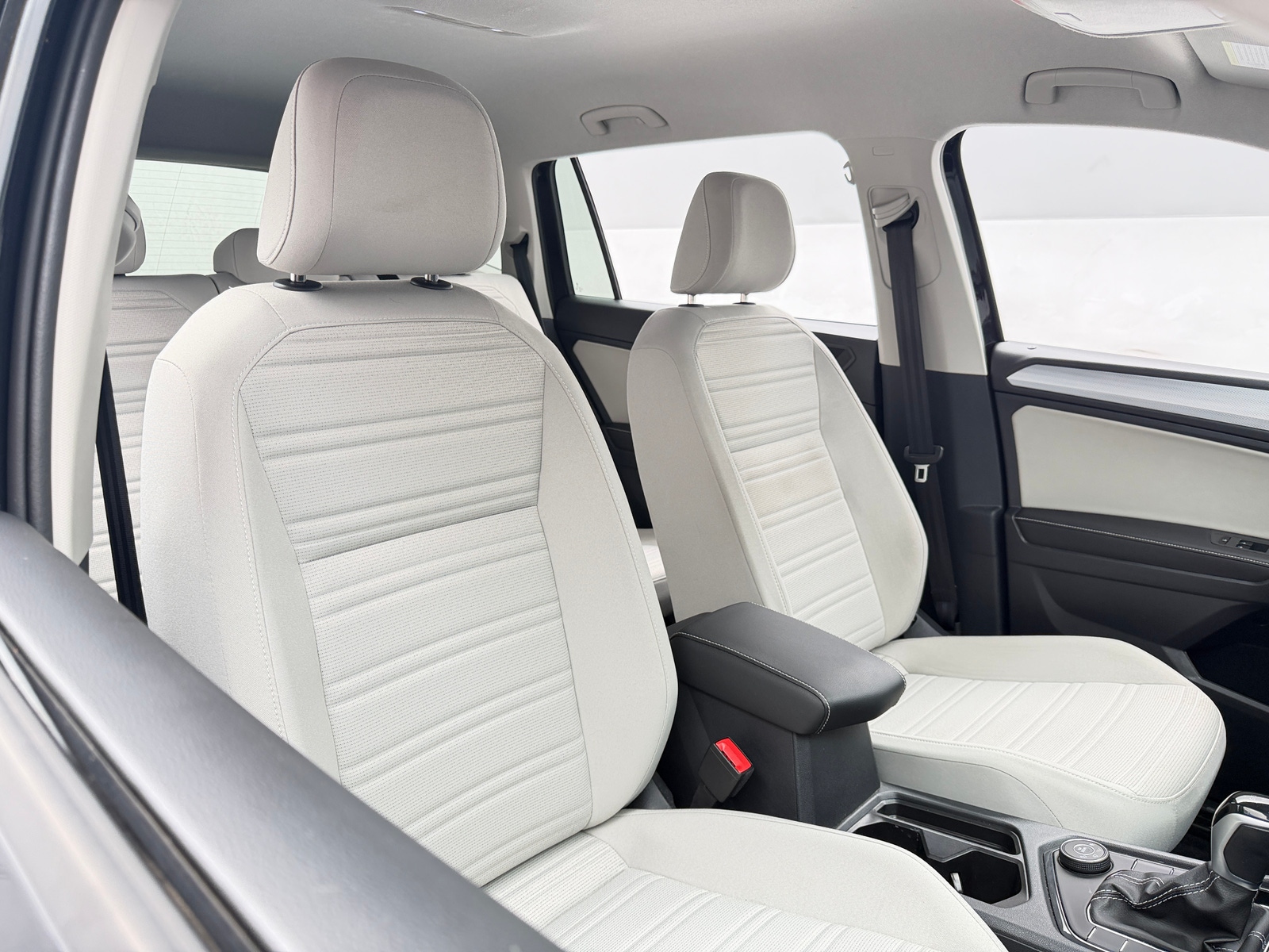 Thumbnail: 2024 Volkswagen Tiguan - 2