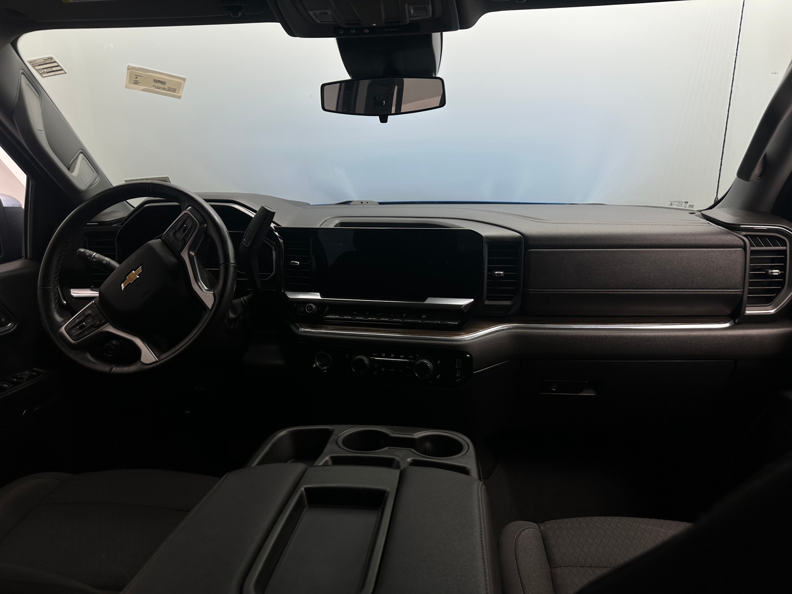 Thumbnail: 2023 Chevrolet Silverado 1500 - 3