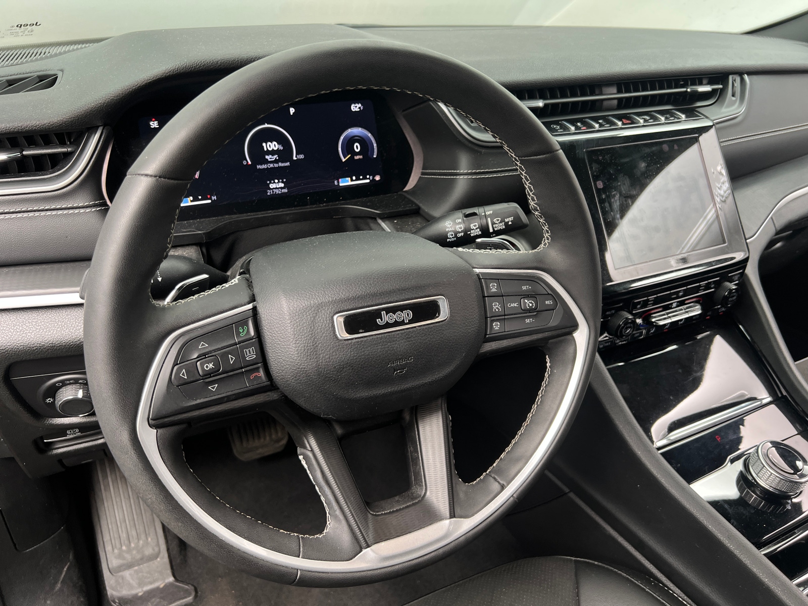 Thumbnail: 2023 Jeep Grand Cherokee - 4