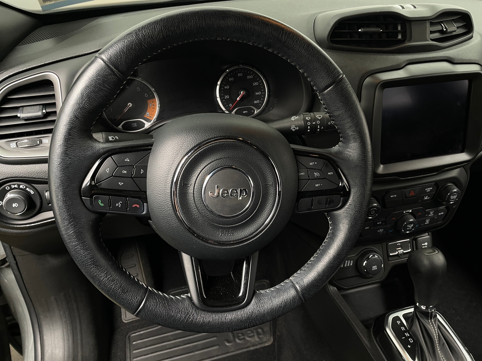 Thumbnail: 2021 Jeep Renegade - 5