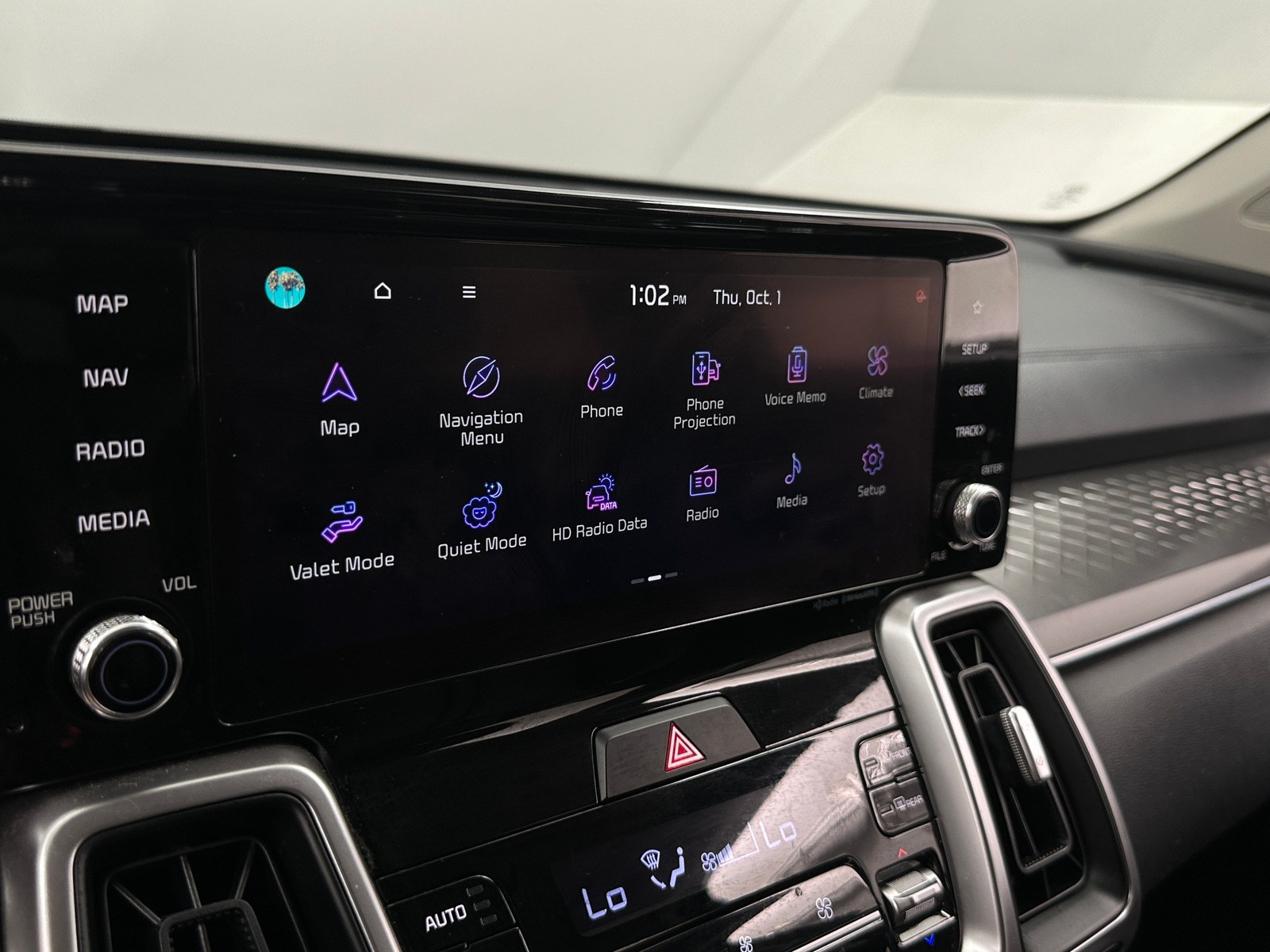 Thumbnail: 2023 Kia Sorento - 3