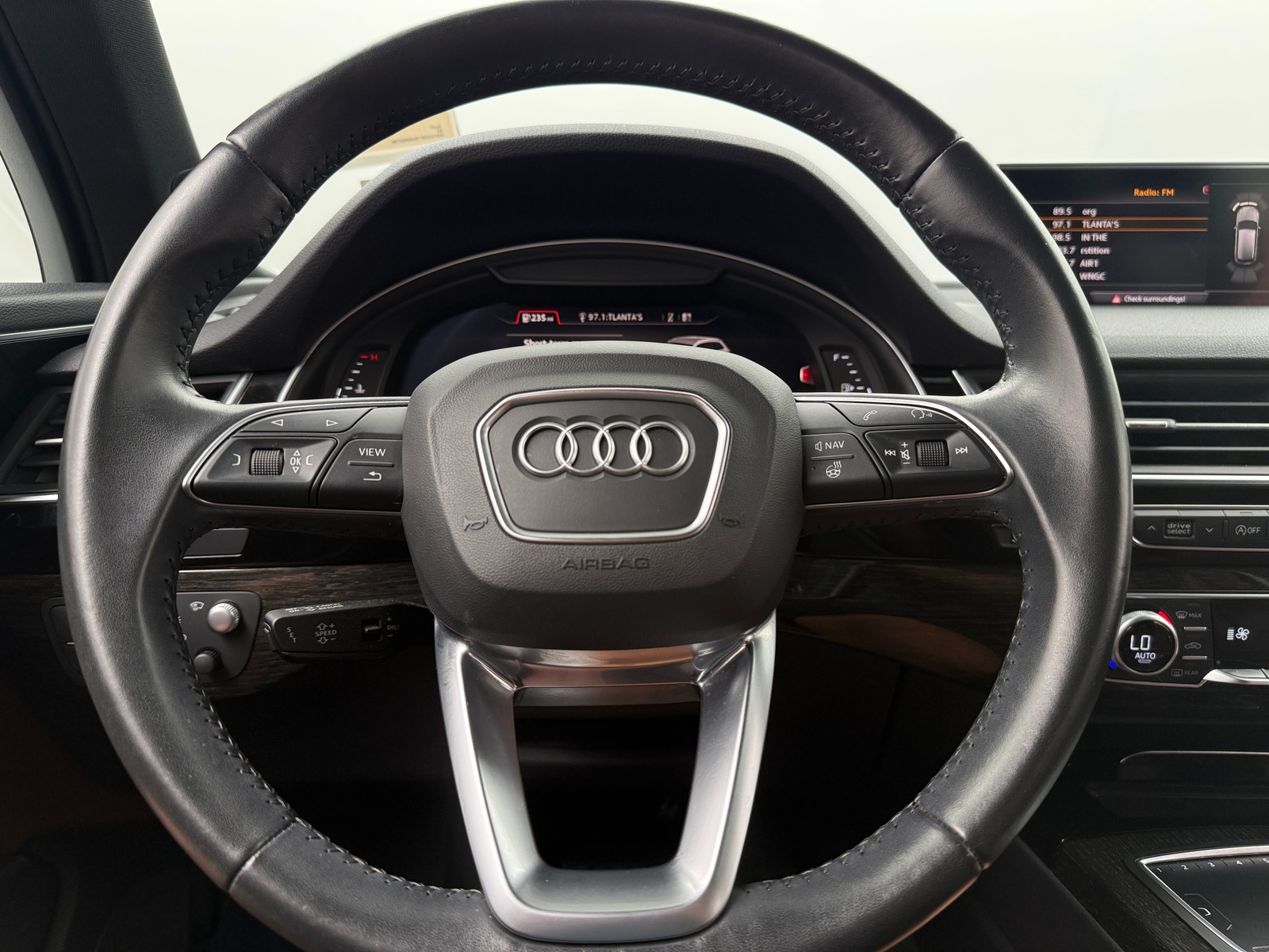 Thumbnail: 2018 Audi Q7 - 4
