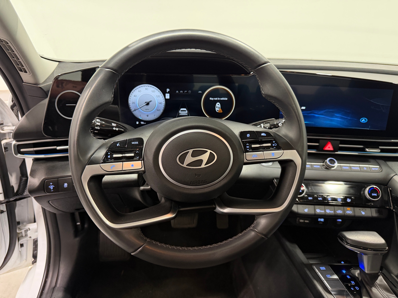 Thumbnail: 2025 Hyundai Elantra - 5