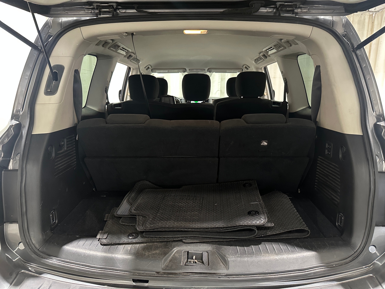 Thumbnail: 2020 Nissan Armada - 7