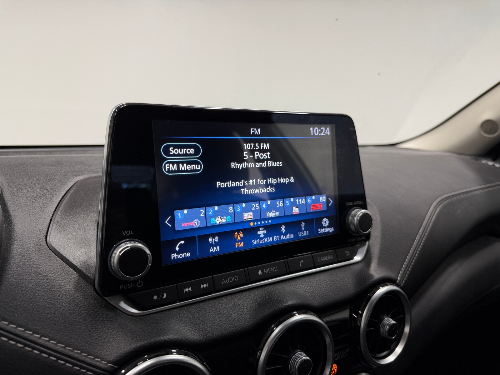 Thumbnail: 2021 Nissan Sentra - 4