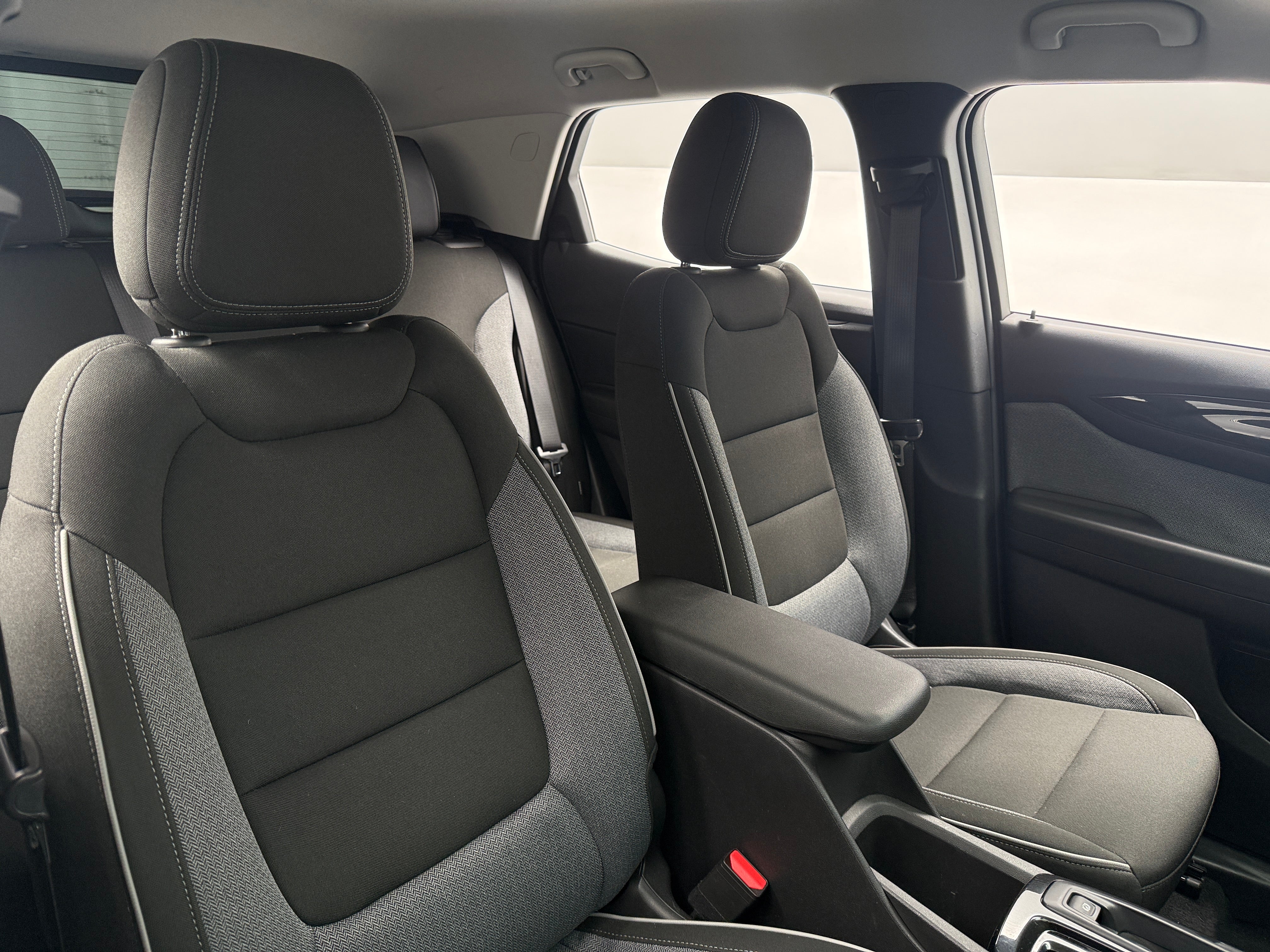 2025 Chevrolet Trailblazer LT - Photo 2