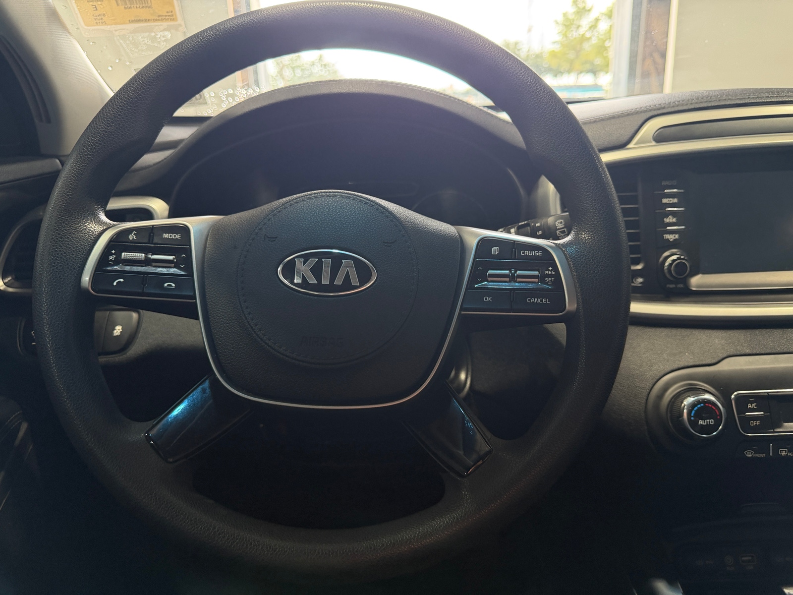 Thumbnail: 2019 Kia Sorento - 5