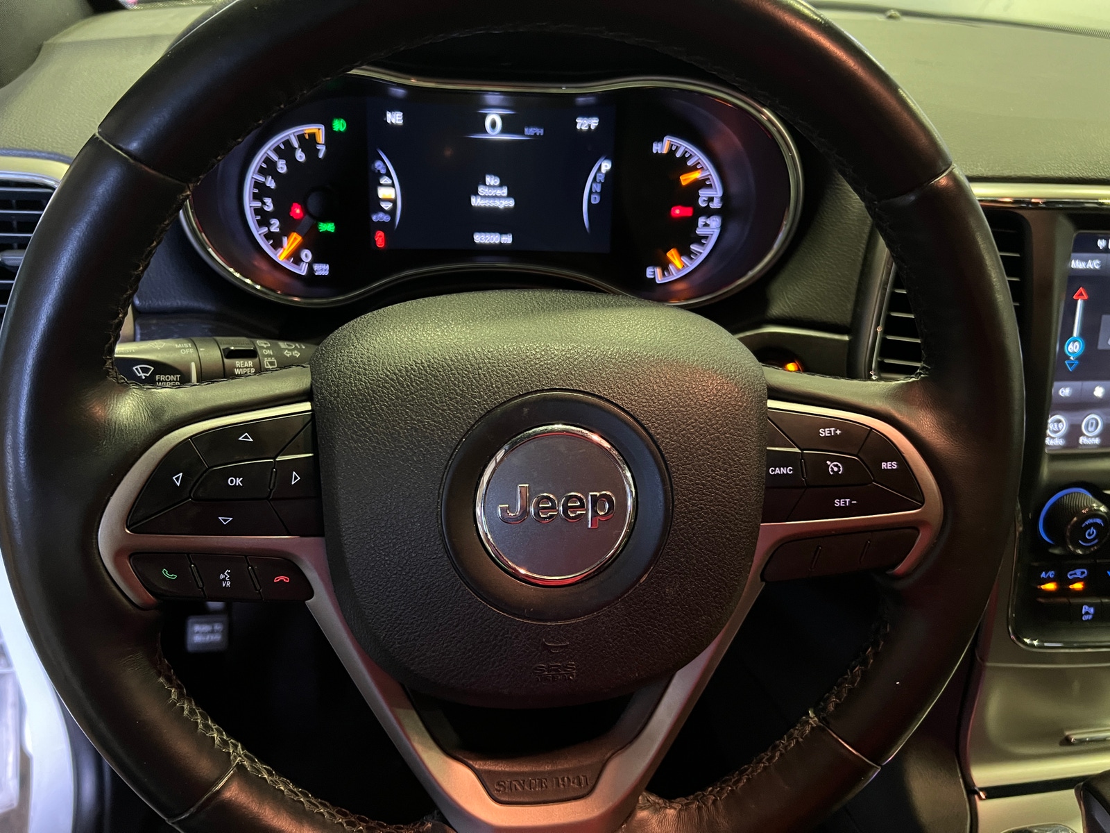 Thumbnail: 2018 Jeep Grand Cherokee - 4