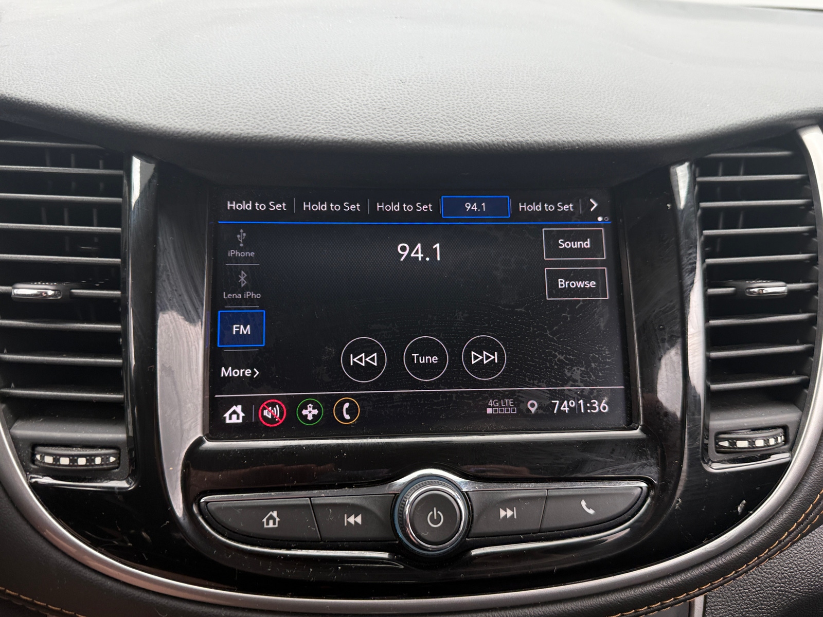 Thumbnail: 2021 Chevrolet Trax - 4