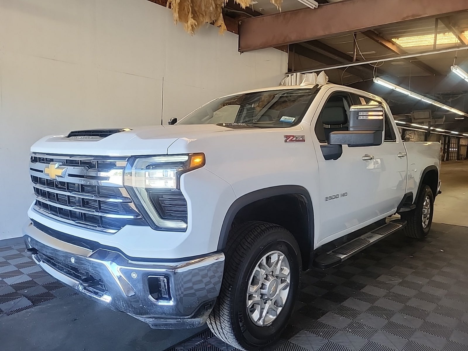 2026 Chevrolet Silverado 2500 HD 4WD Crew Cab 159" LTZ