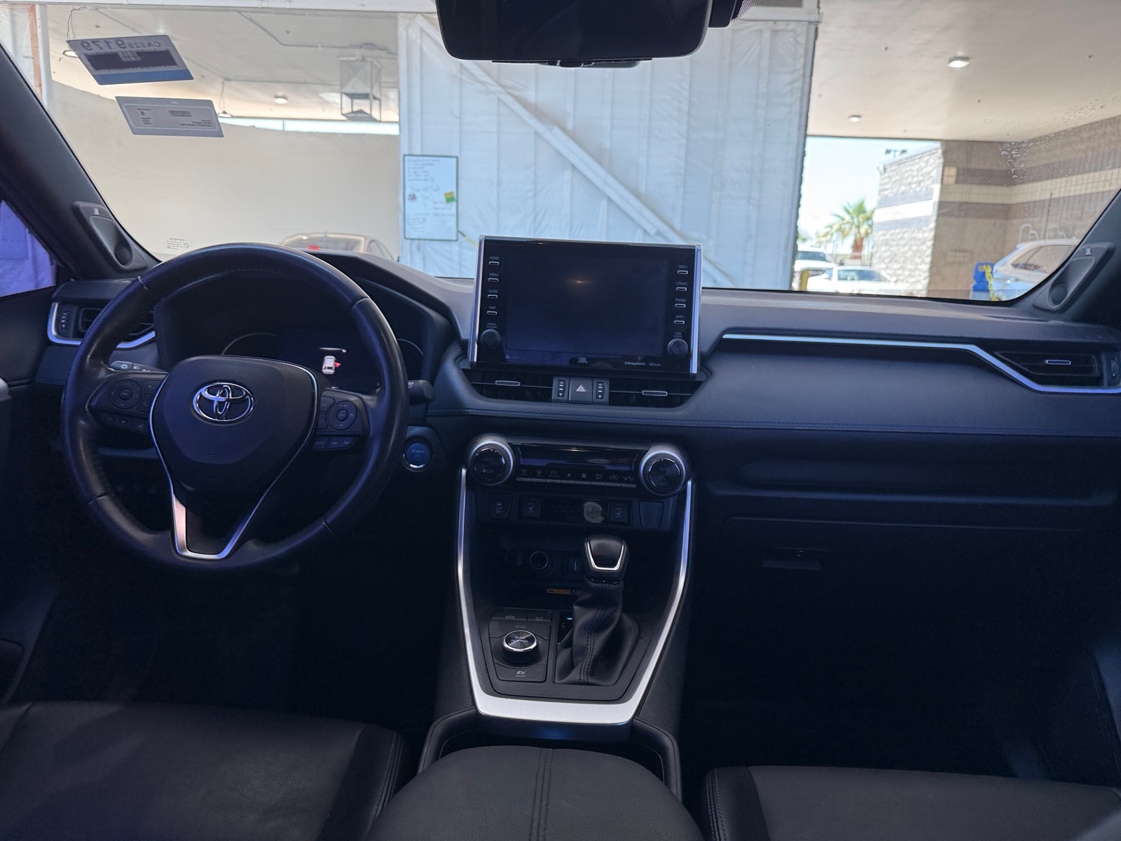 Thumbnail: 2022 Toyota RAV4 - 2