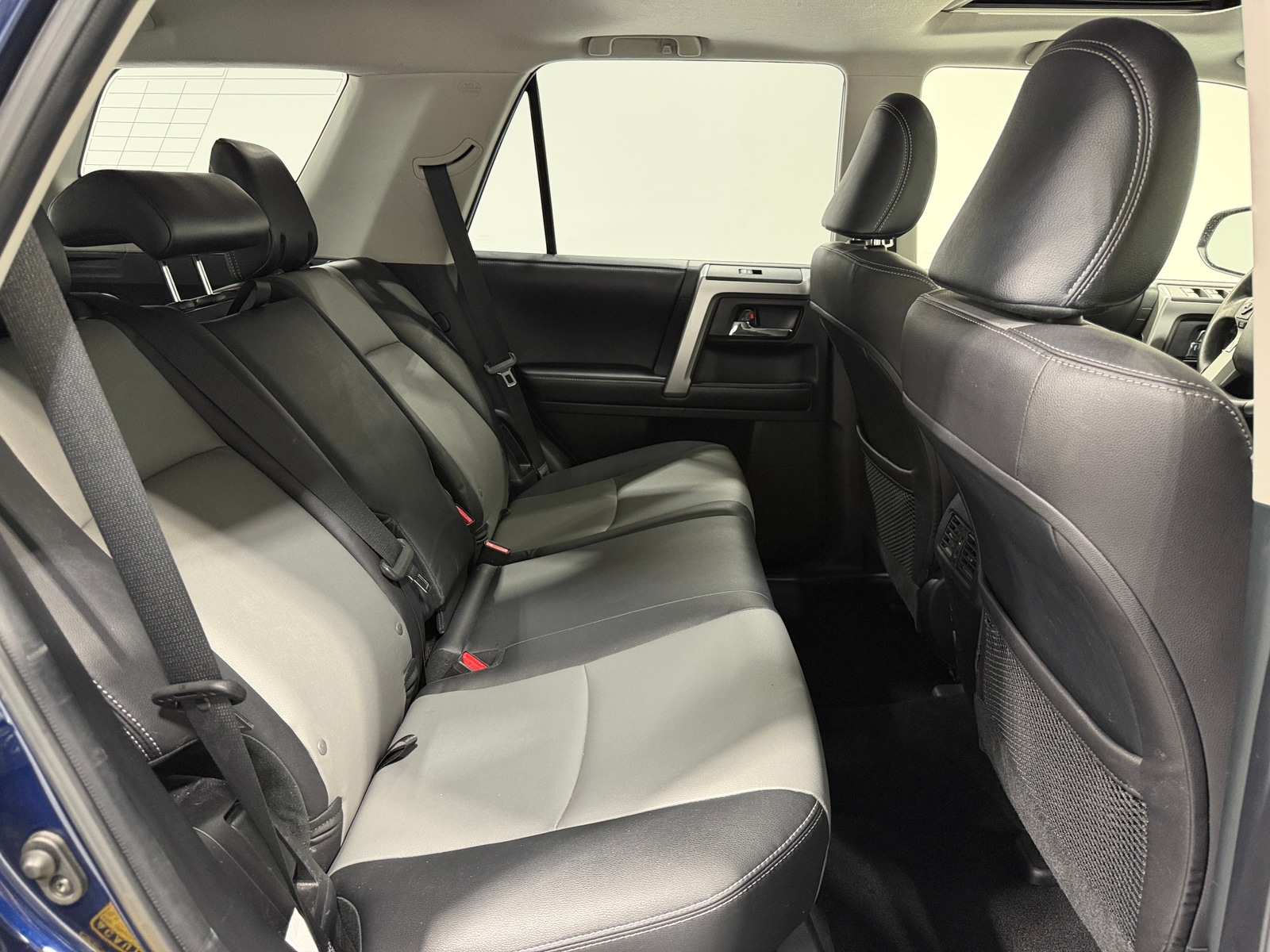 Thumbnail: 2017 Toyota 4Runner - 6