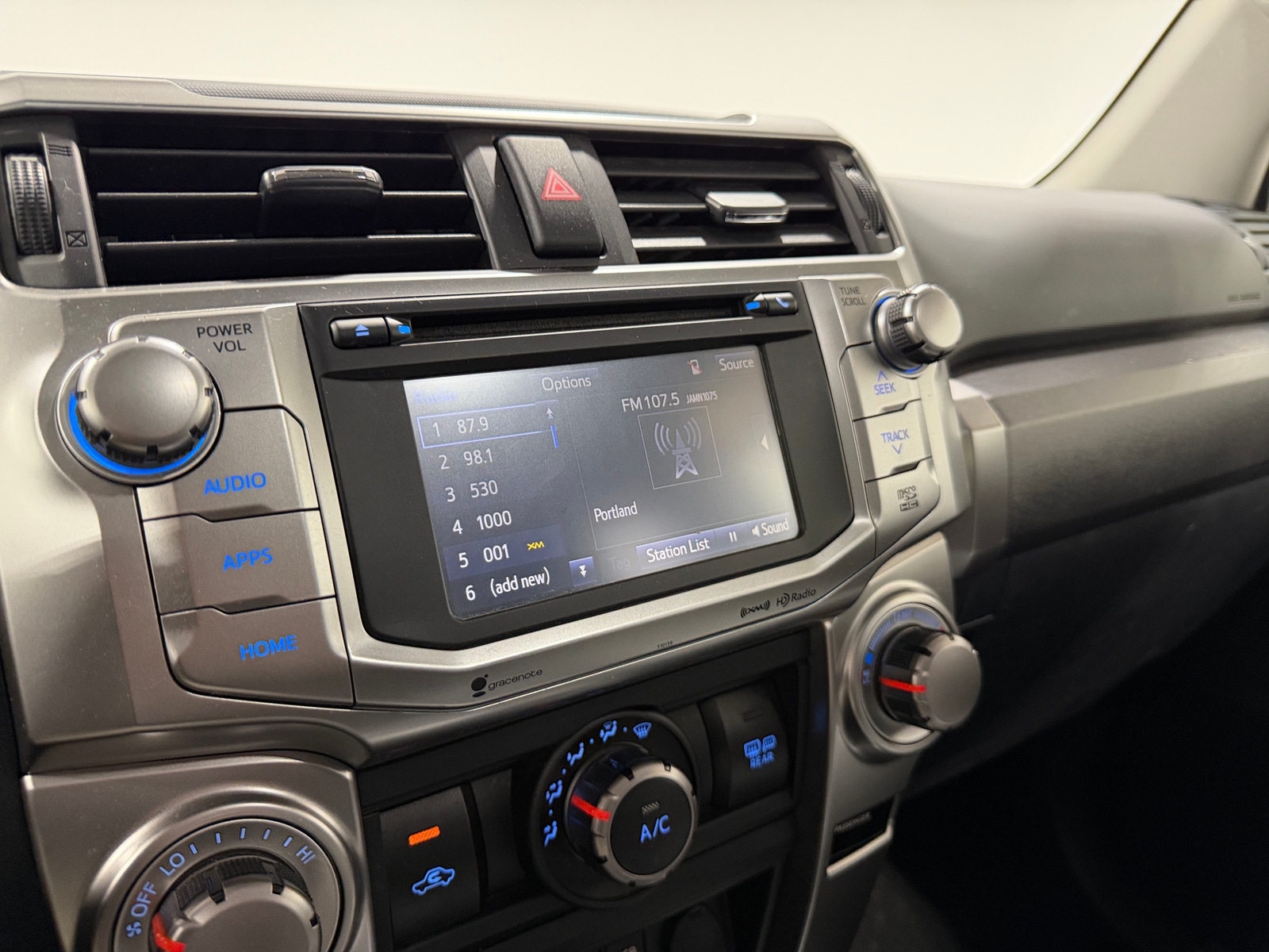 Thumbnail: 2017 Toyota 4Runner - 4