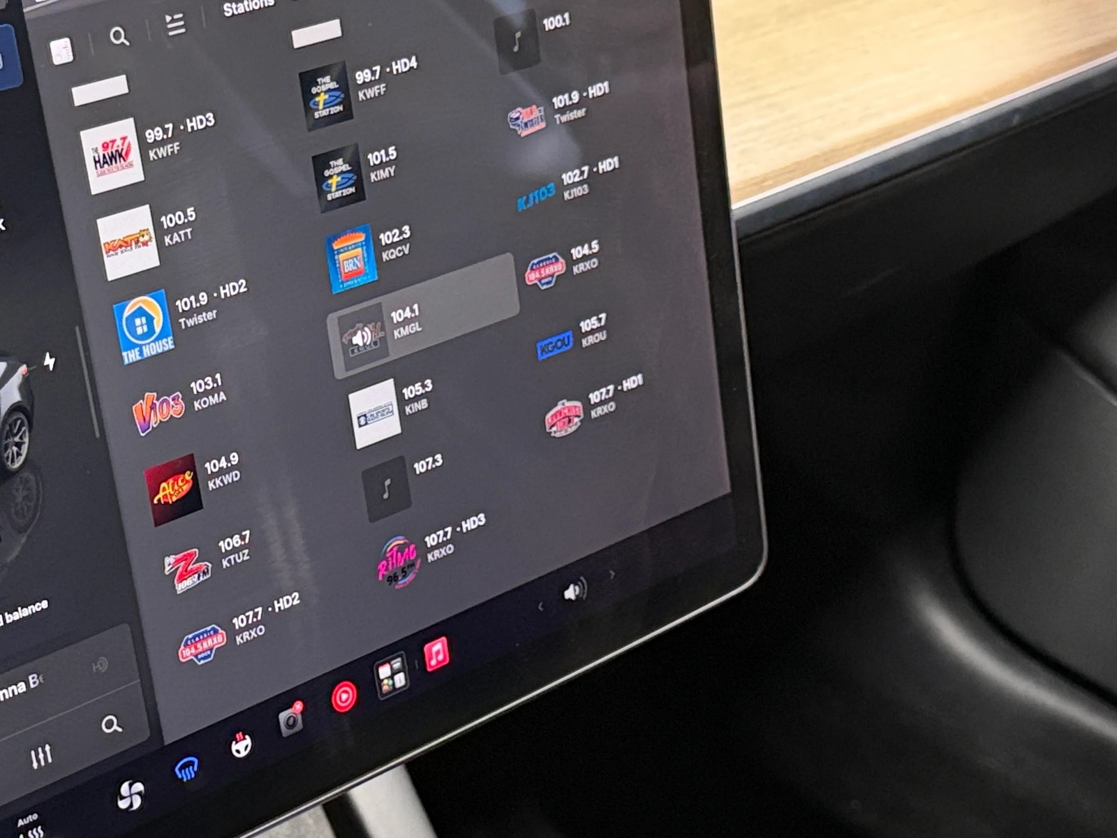Thumbnail: 2022 Tesla Model 3 - 3