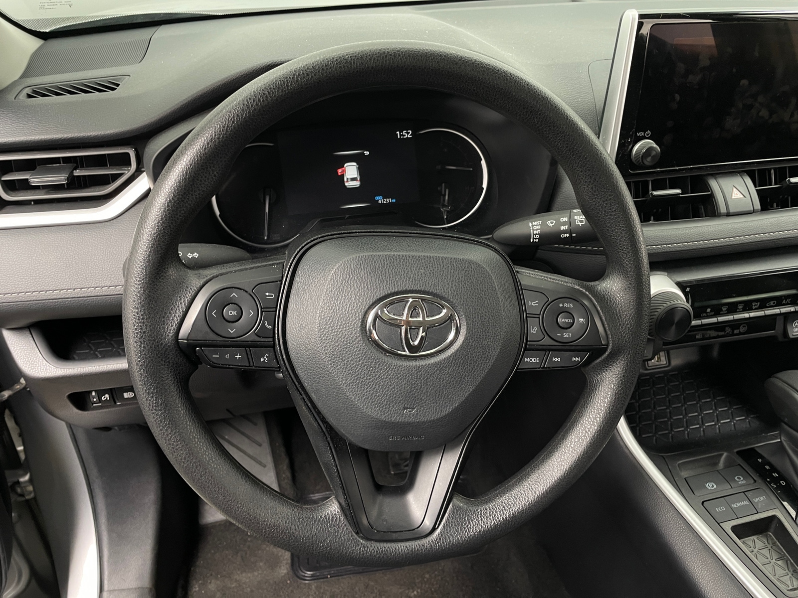 Thumbnail: 2025 Toyota RAV4 - 5