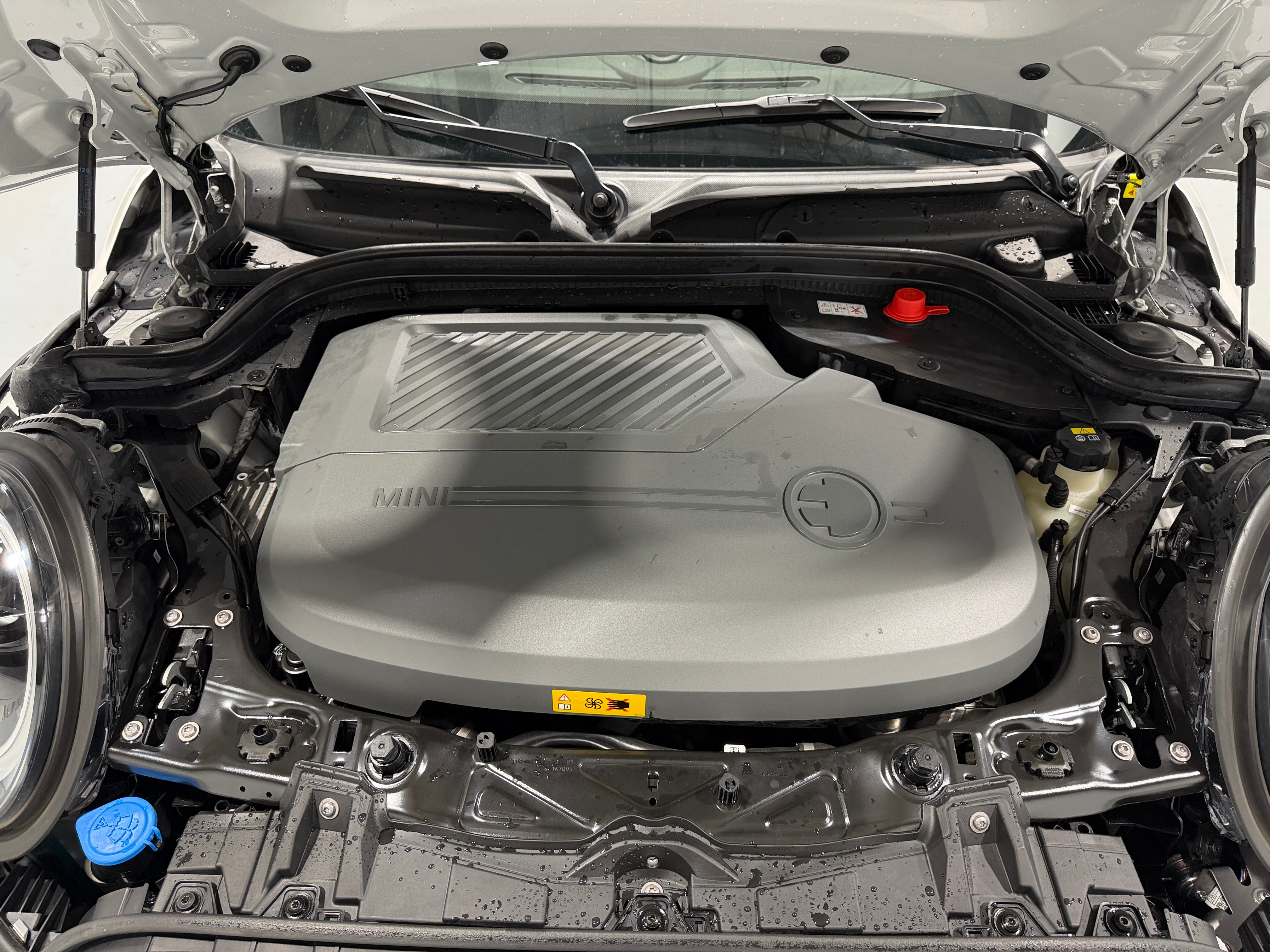 2022 MINI Hardtop 2 Door SE