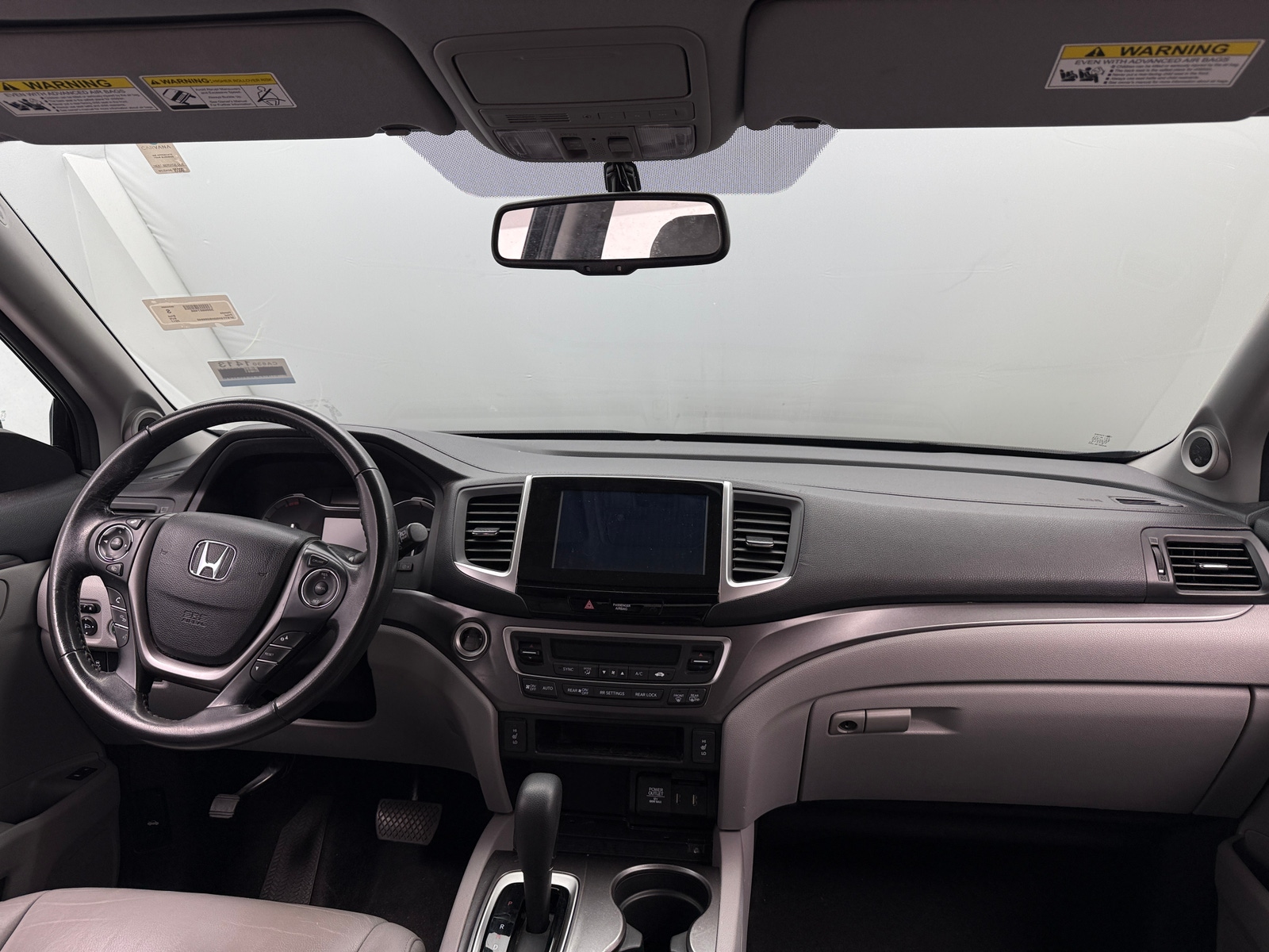 Thumbnail: 2017 Honda Pilot - 2