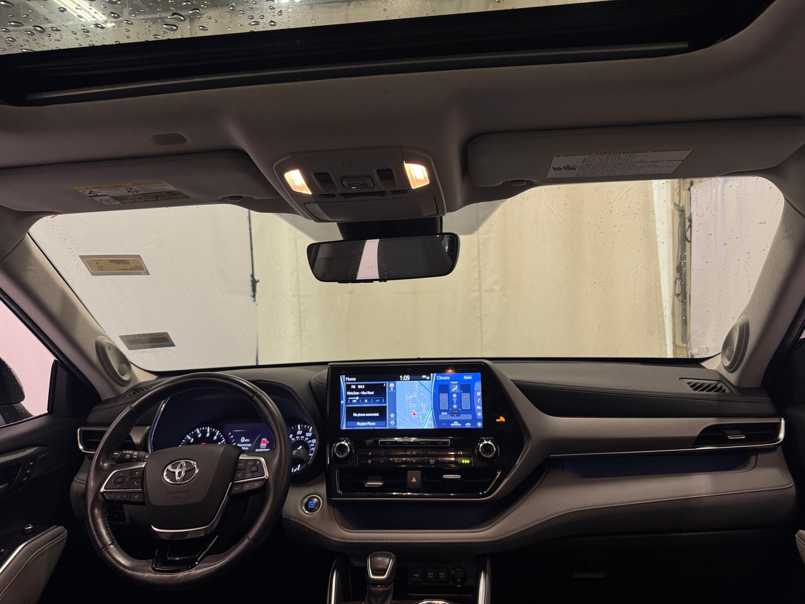 Thumbnail: 2020 Toyota Highlander - 3