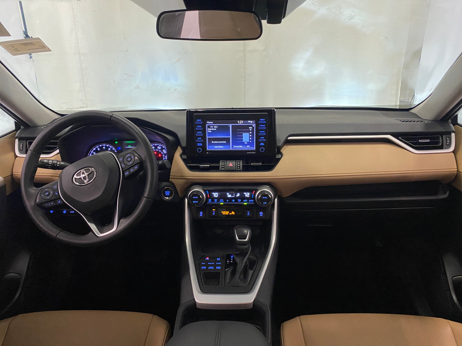 Thumbnail: 2021 Toyota RAV4 - 3