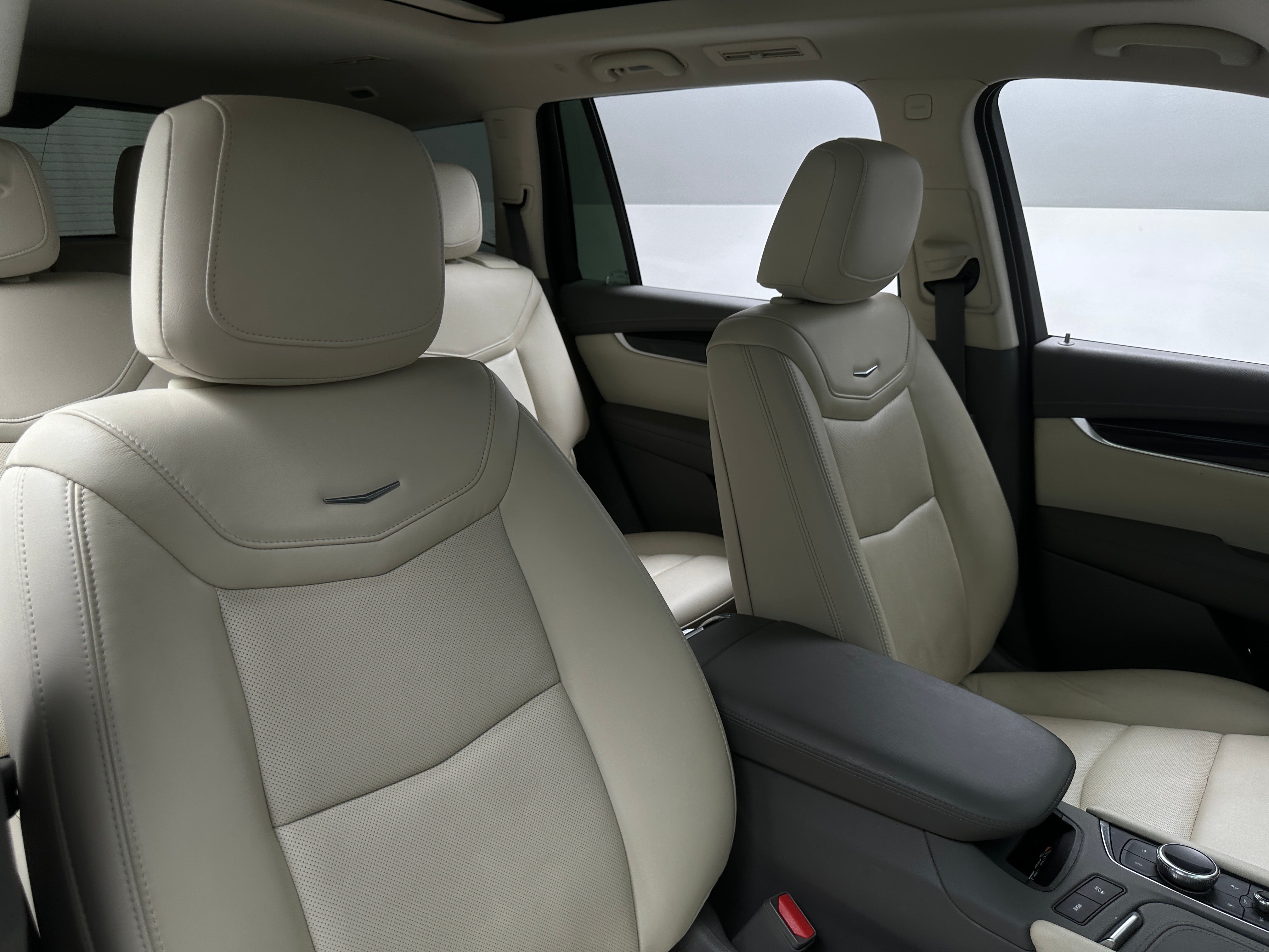 2022 Cadillac XT6