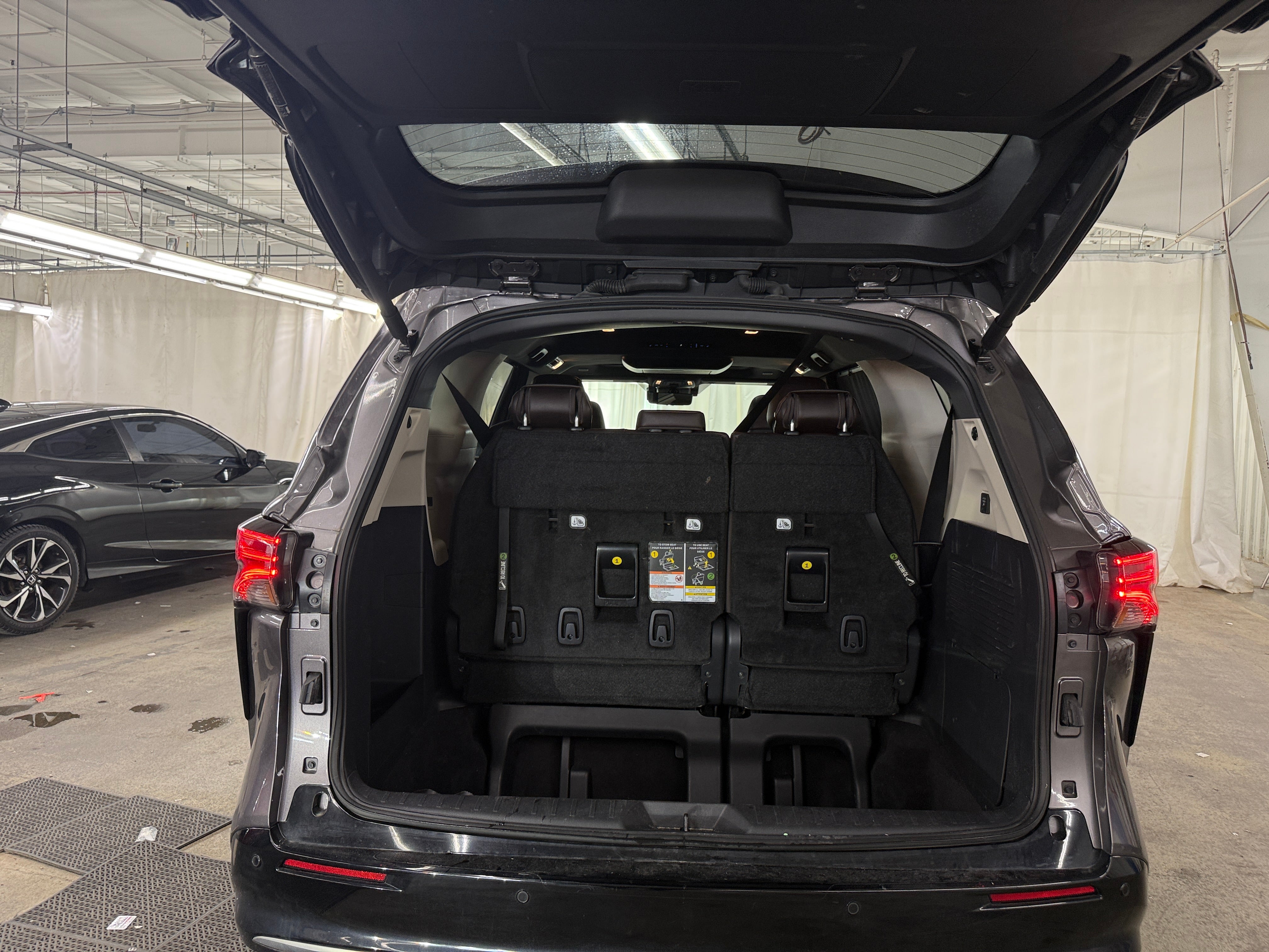 2024 Toyota Sienna Platinum