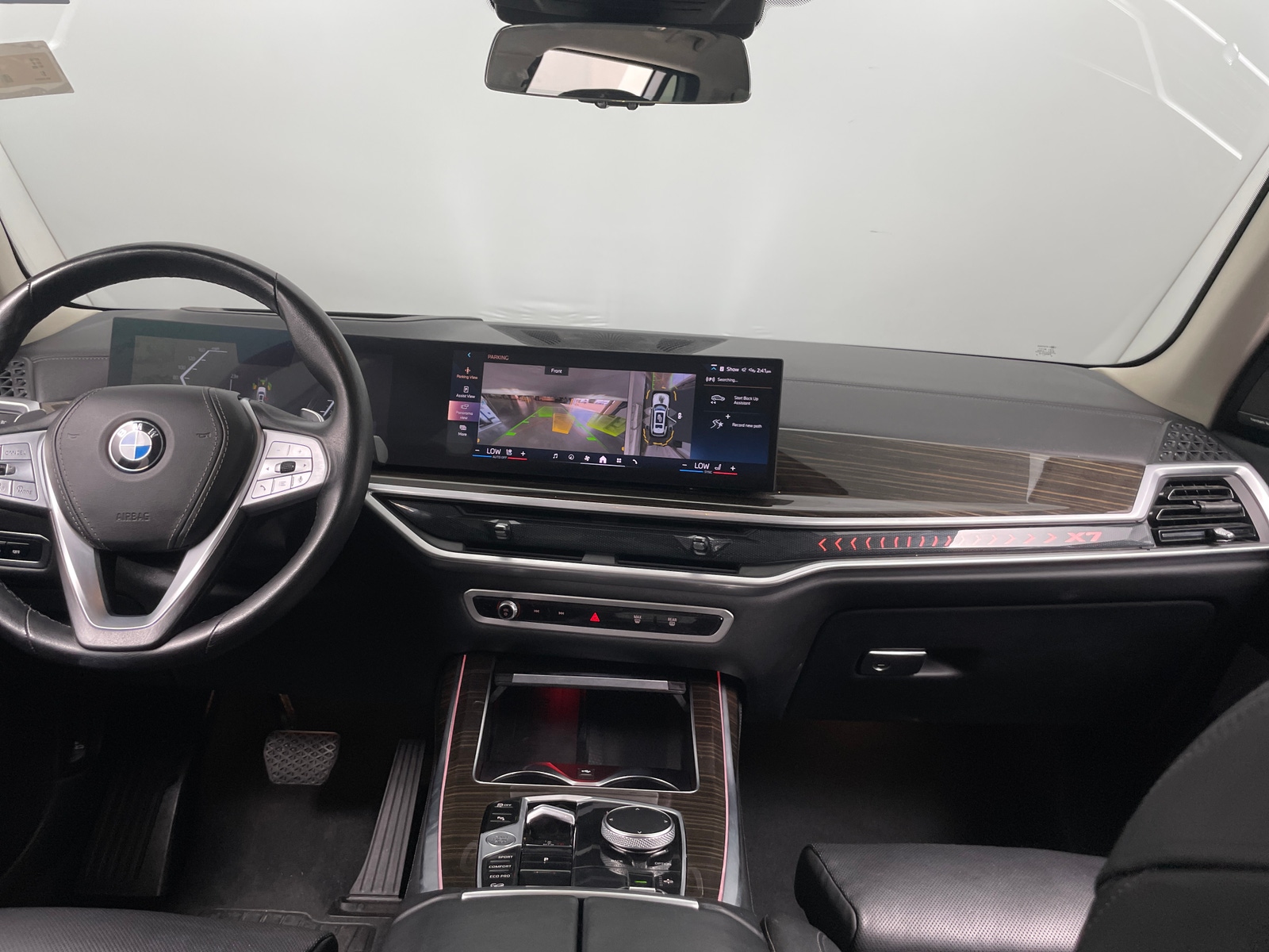 Thumbnail: 2024 BMW X7 - 3