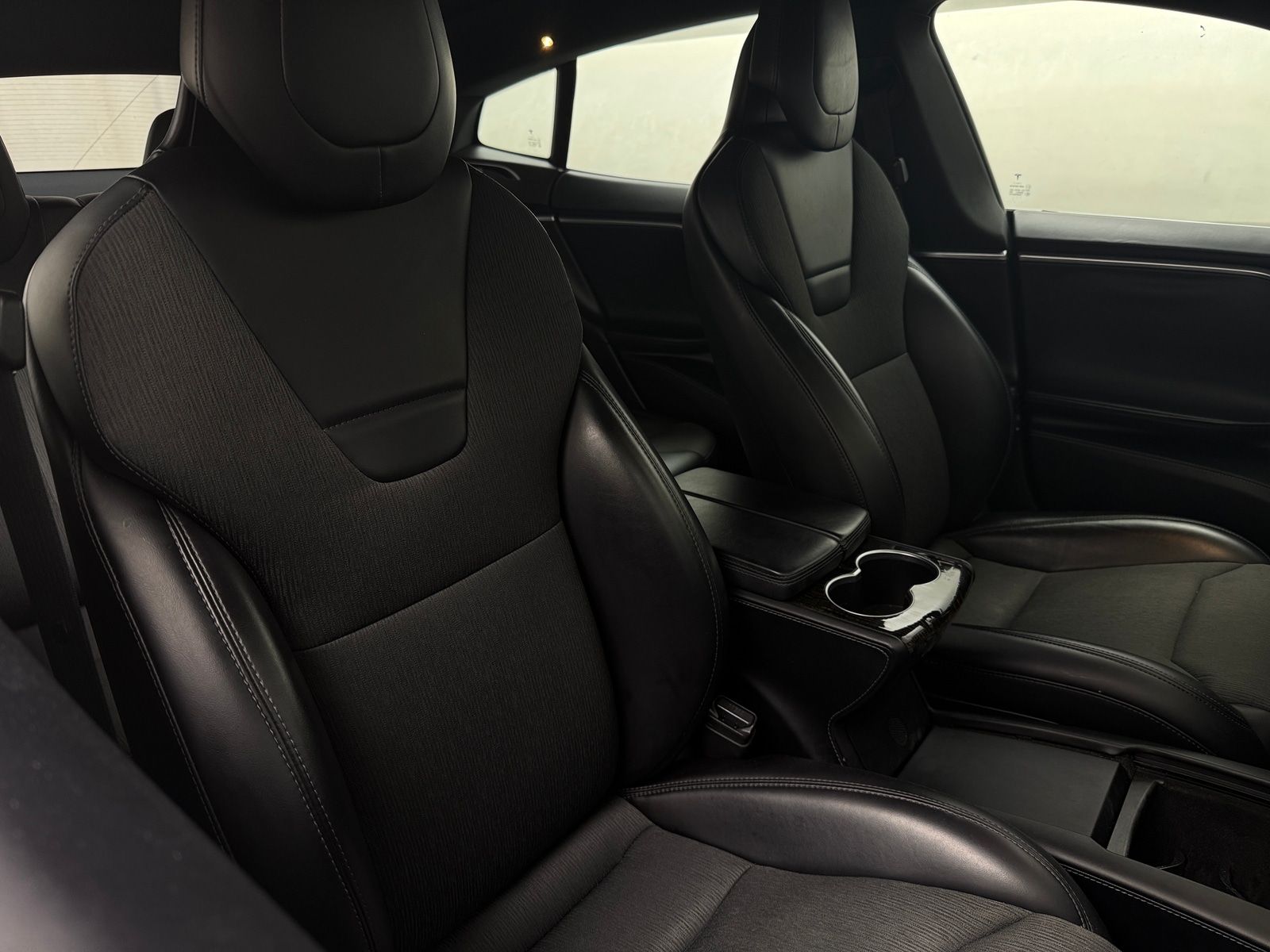 Thumbnail: 2017 Tesla Model S - 2