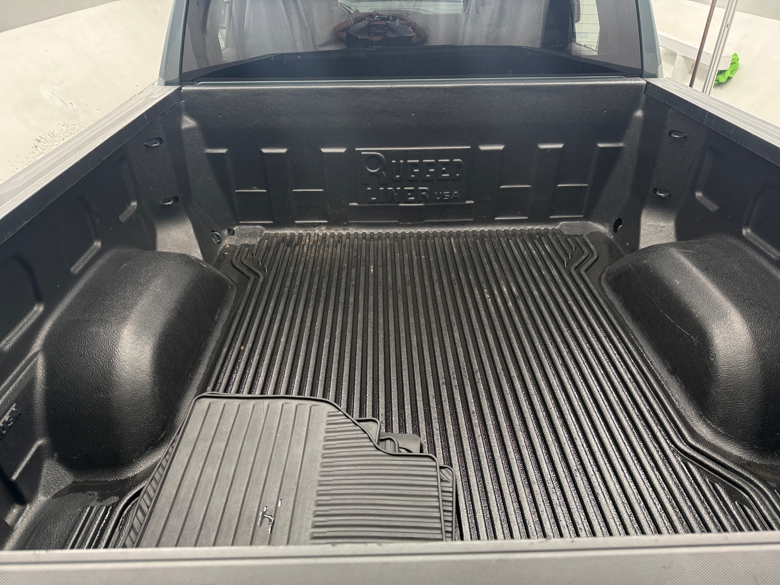 Thumbnail: 2025 Chevrolet Silverado 1500 - 7