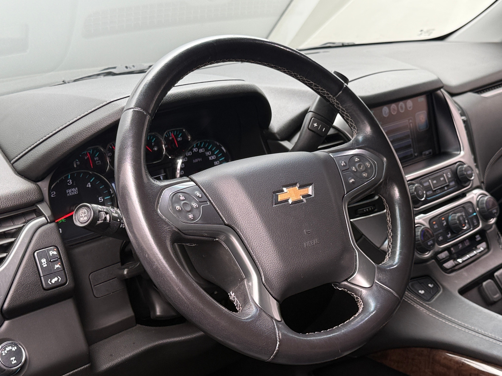 Thumbnail: 2018 Chevrolet Suburban - 4