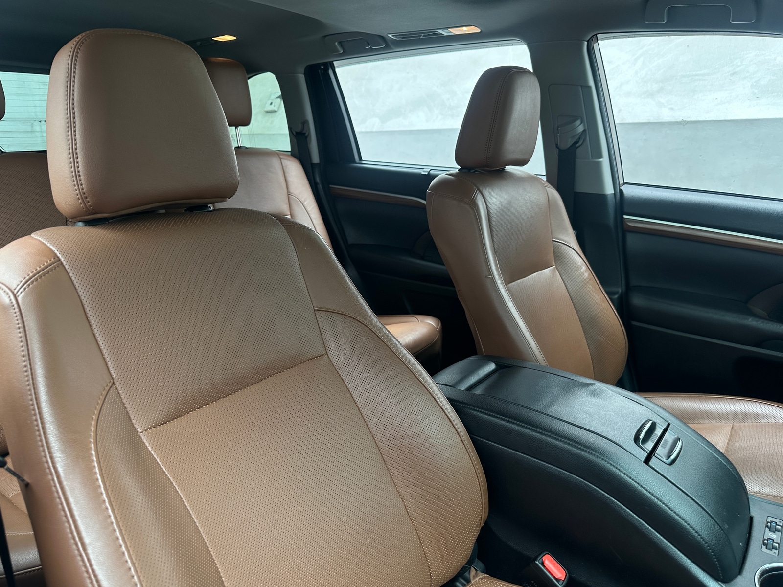Thumbnail: 2018 Toyota Highlander - 2