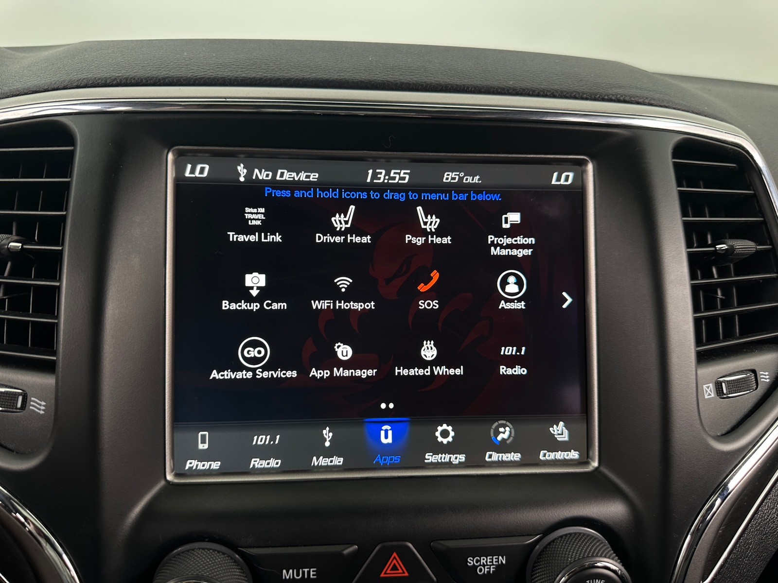 Thumbnail: 2018 Jeep Grand Cherokee - 3