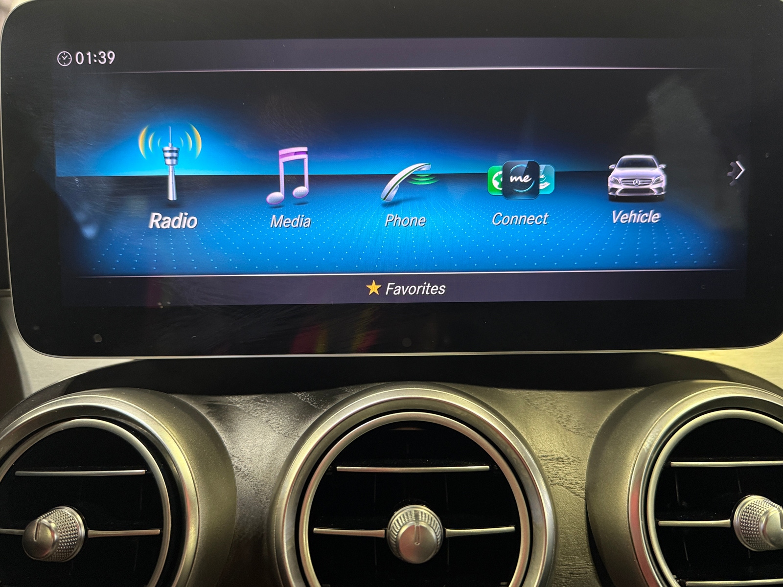 Thumbnail: 2019 Mercedes-Benz C-Class - 3
