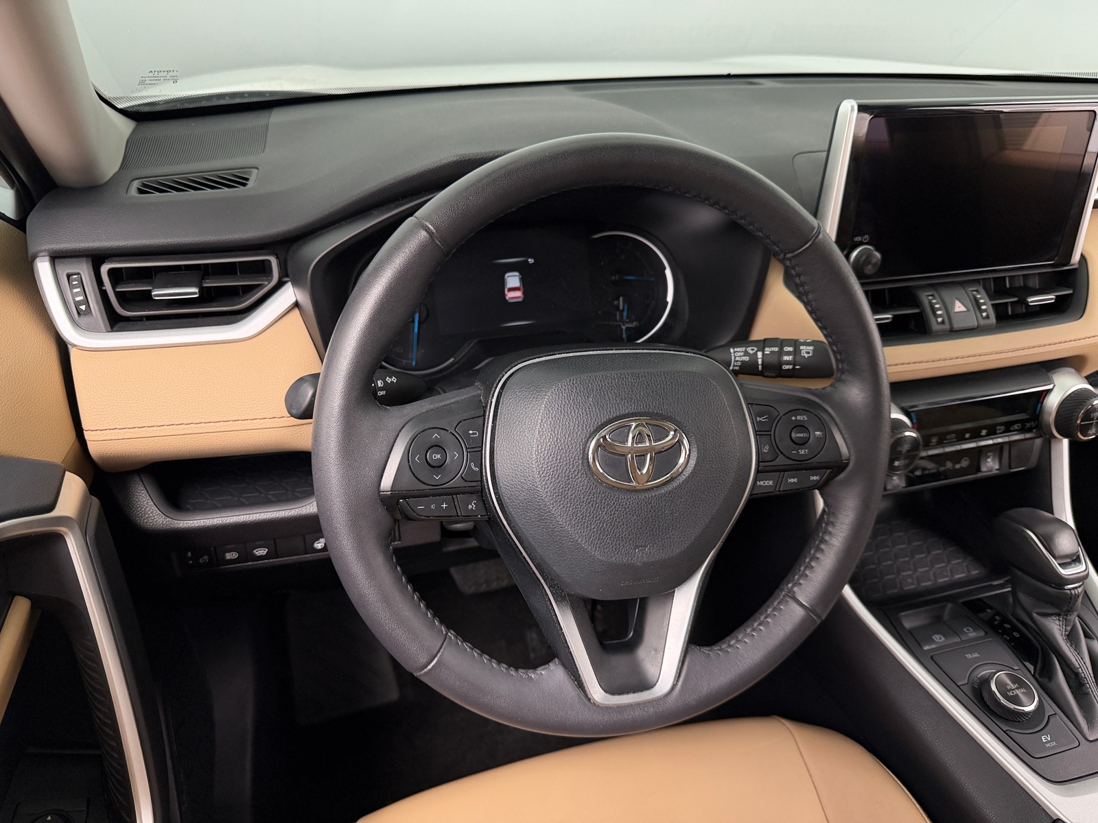 Thumbnail: 2024 Toyota RAV4 - 5