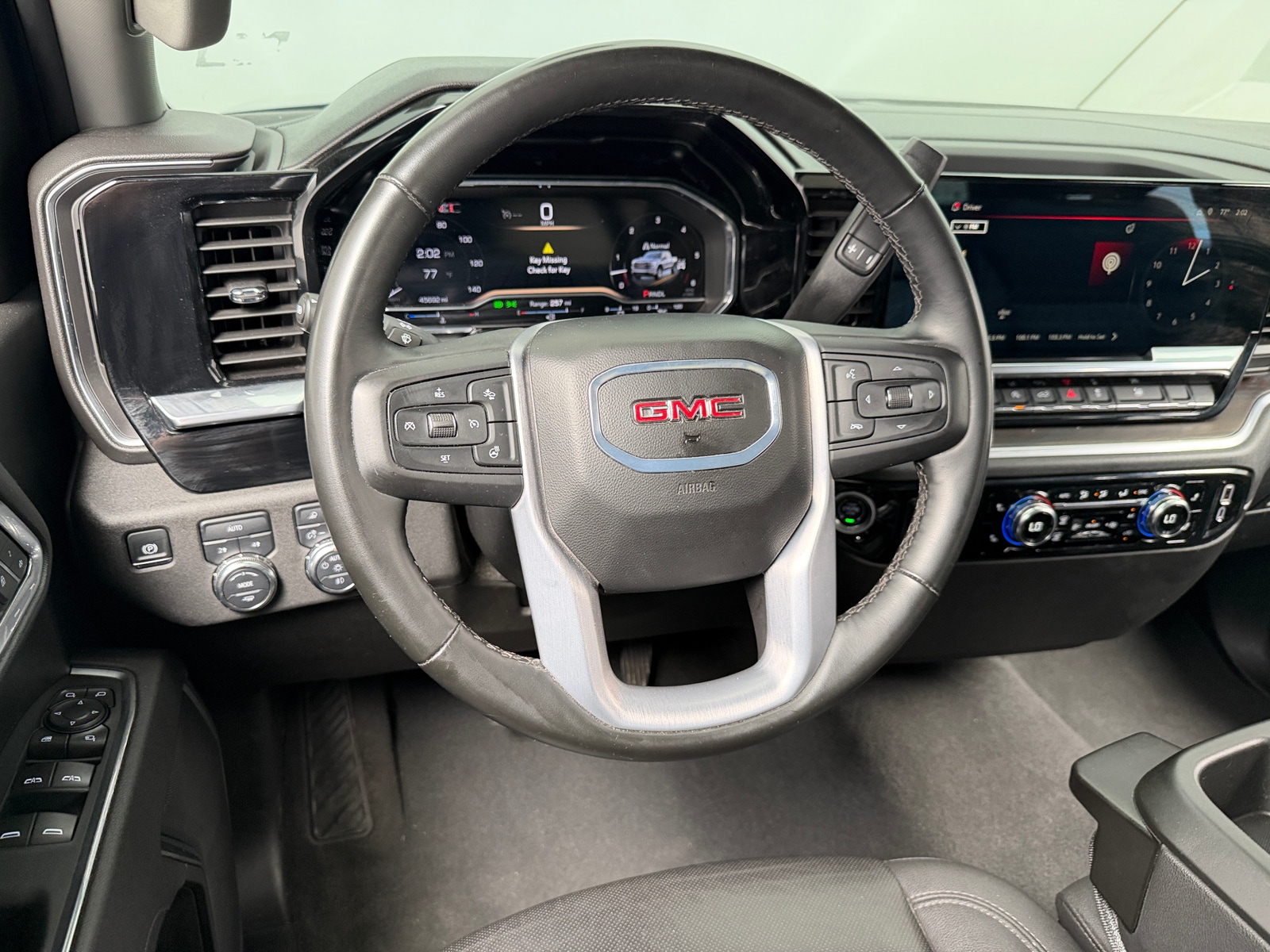 Thumbnail: 2025 GMC Sierra 1500 - 4