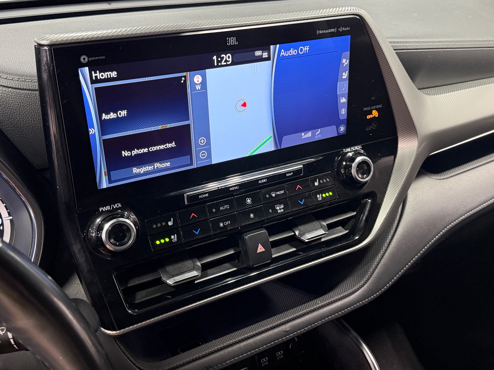 Thumbnail: 2021 Toyota Highlander - 3
