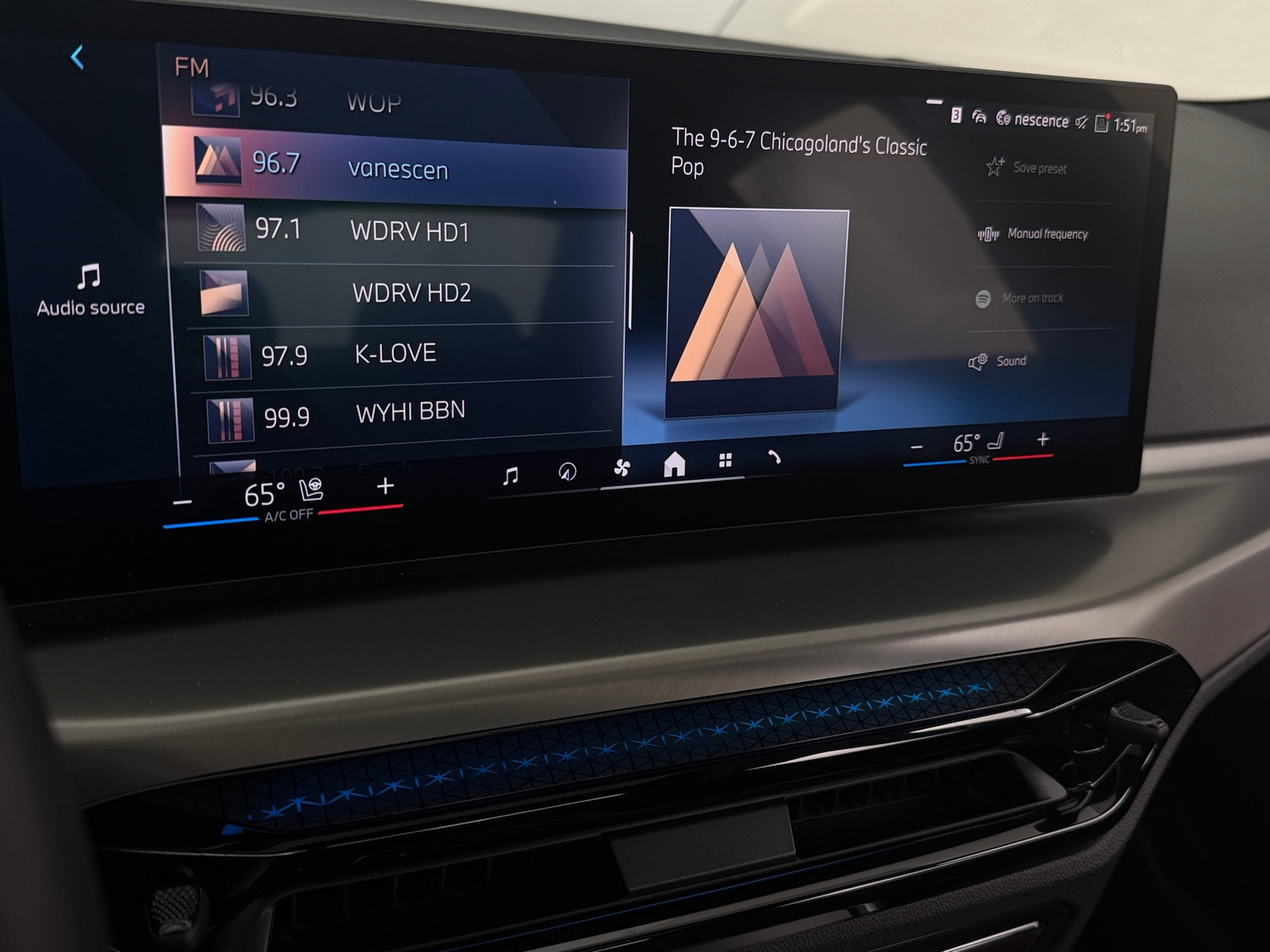 Thumbnail: 2026 BMW 3 Series - 3