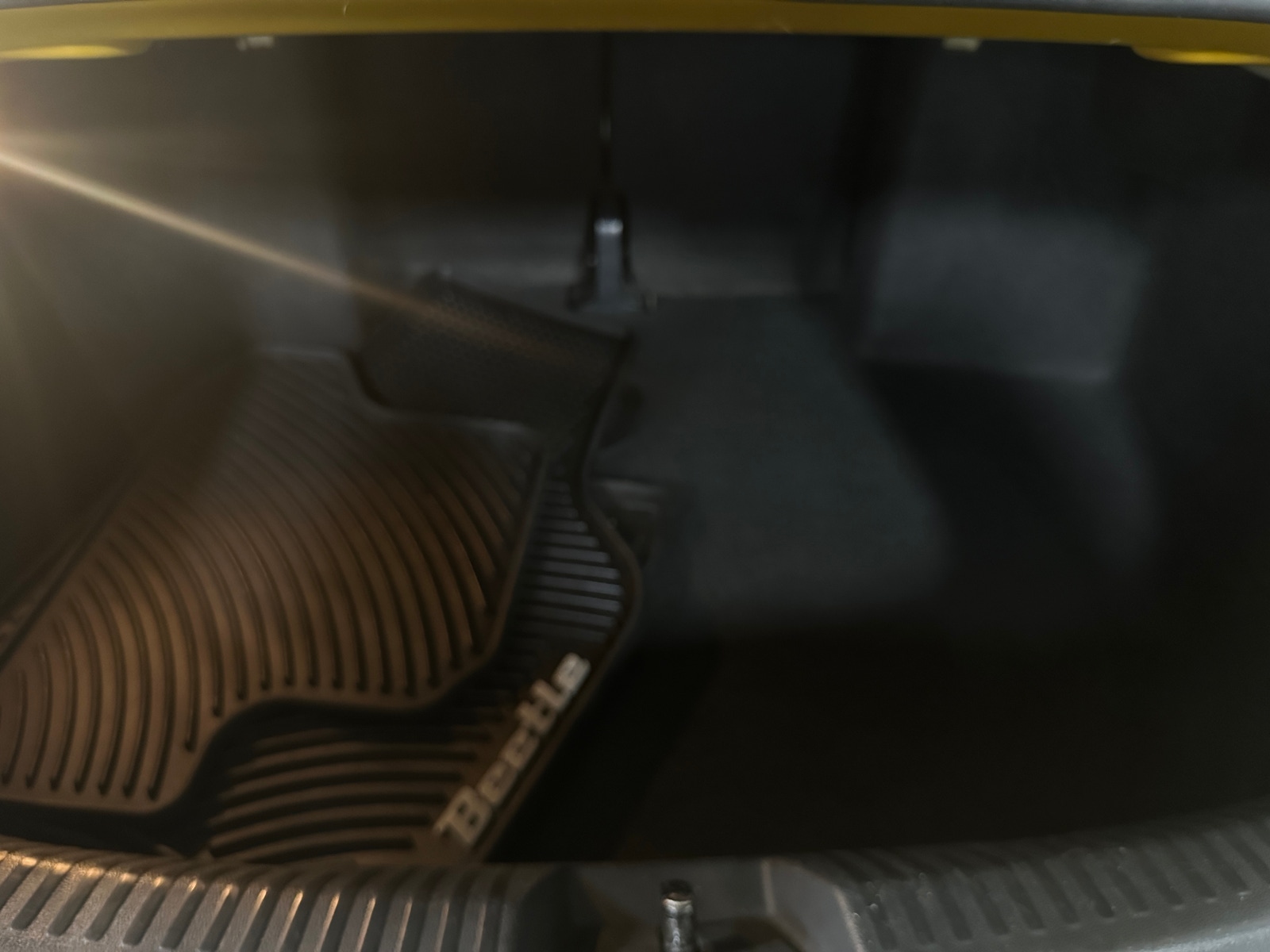 Thumbnail: 2017 Volkswagen Beetle - 7