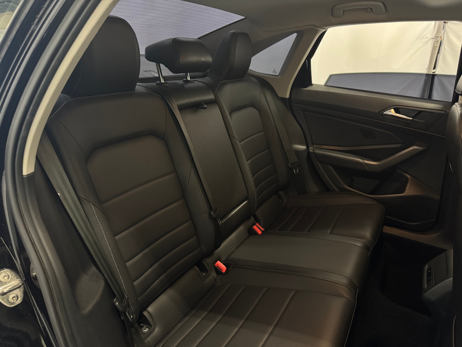 Thumbnail: 2021 Volkswagen Jetta - 6