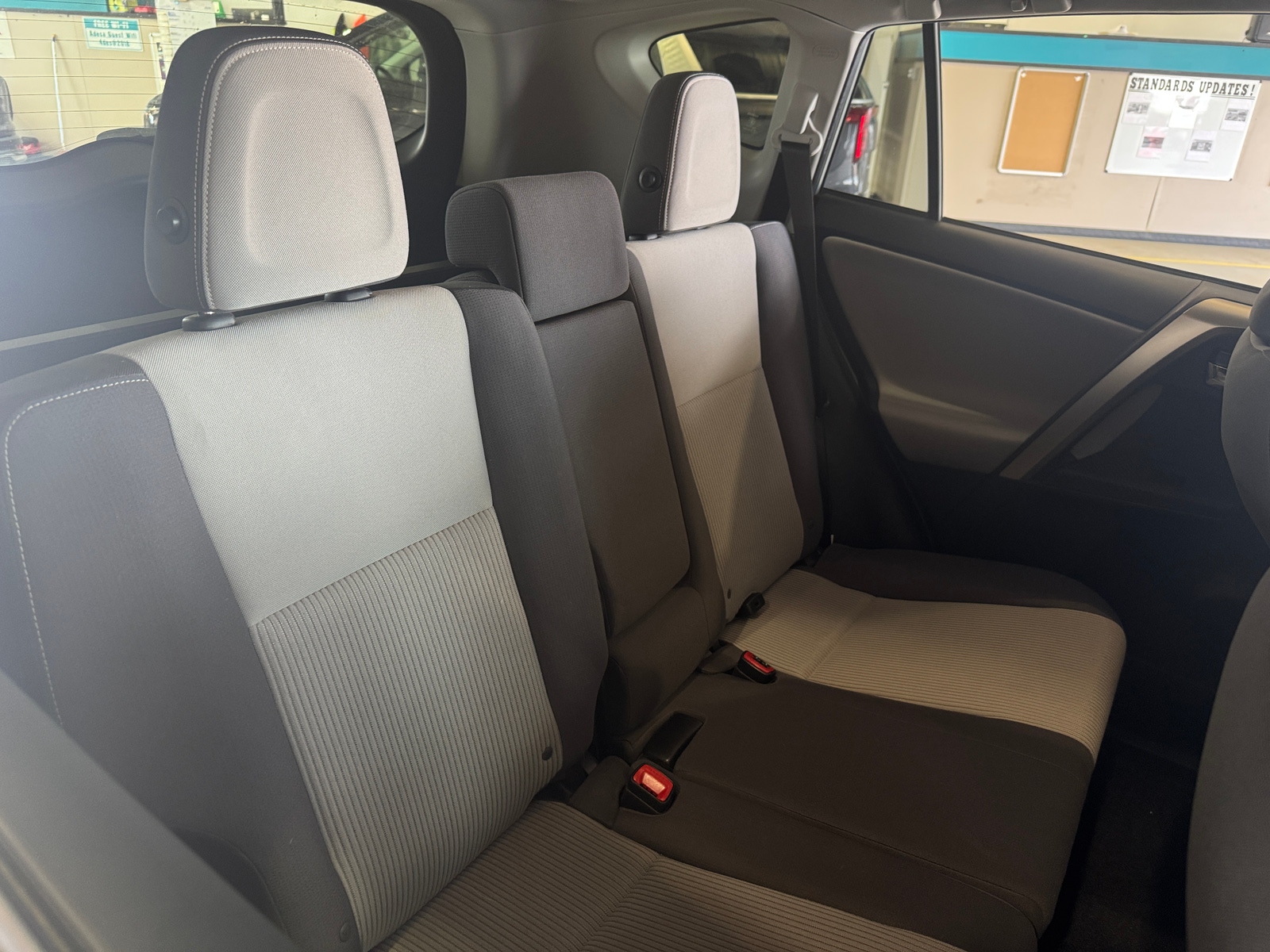 Thumbnail: 2015 Toyota RAV4 - 6