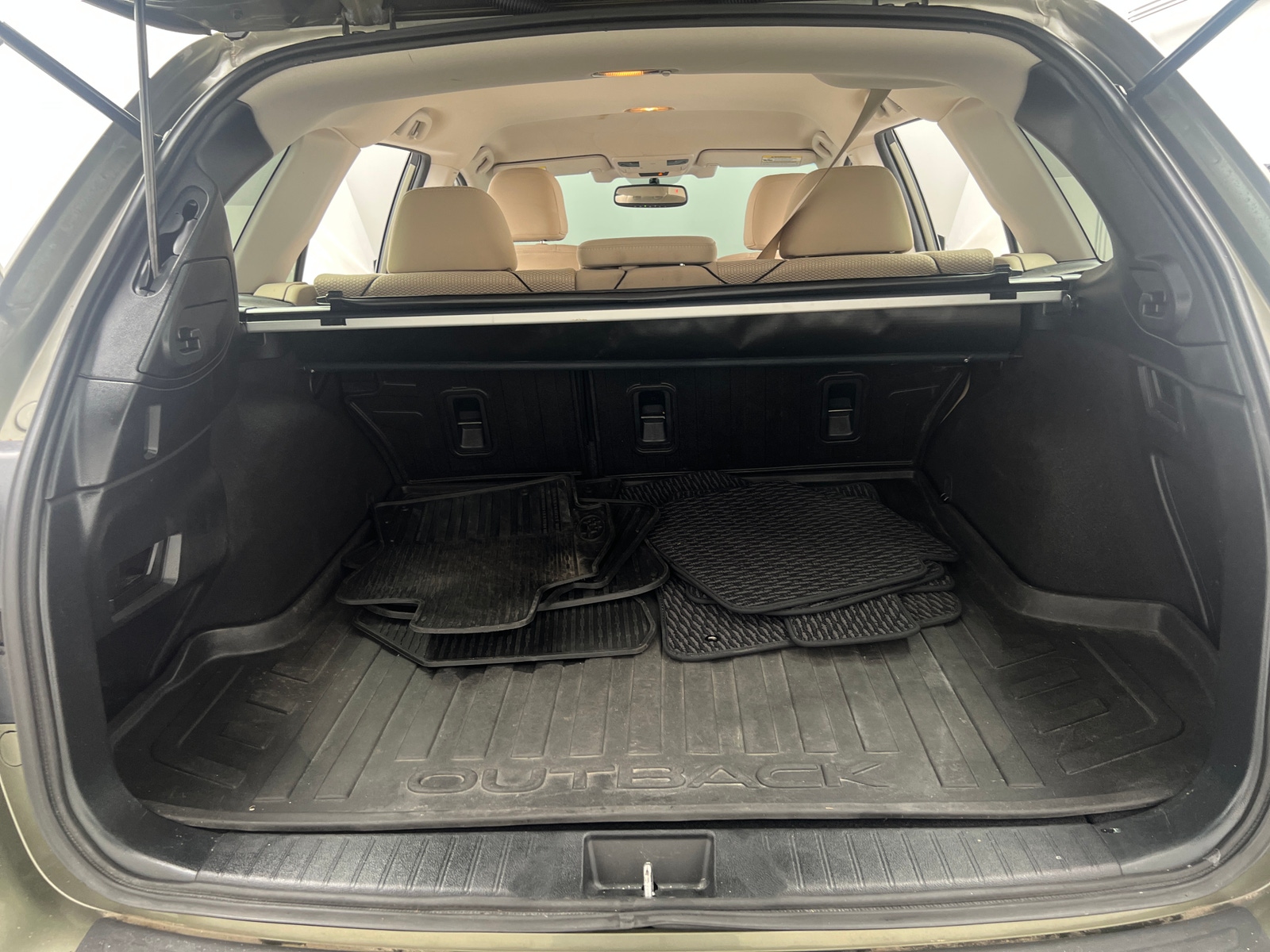 Thumbnail: 2015 Subaru Outback - 7