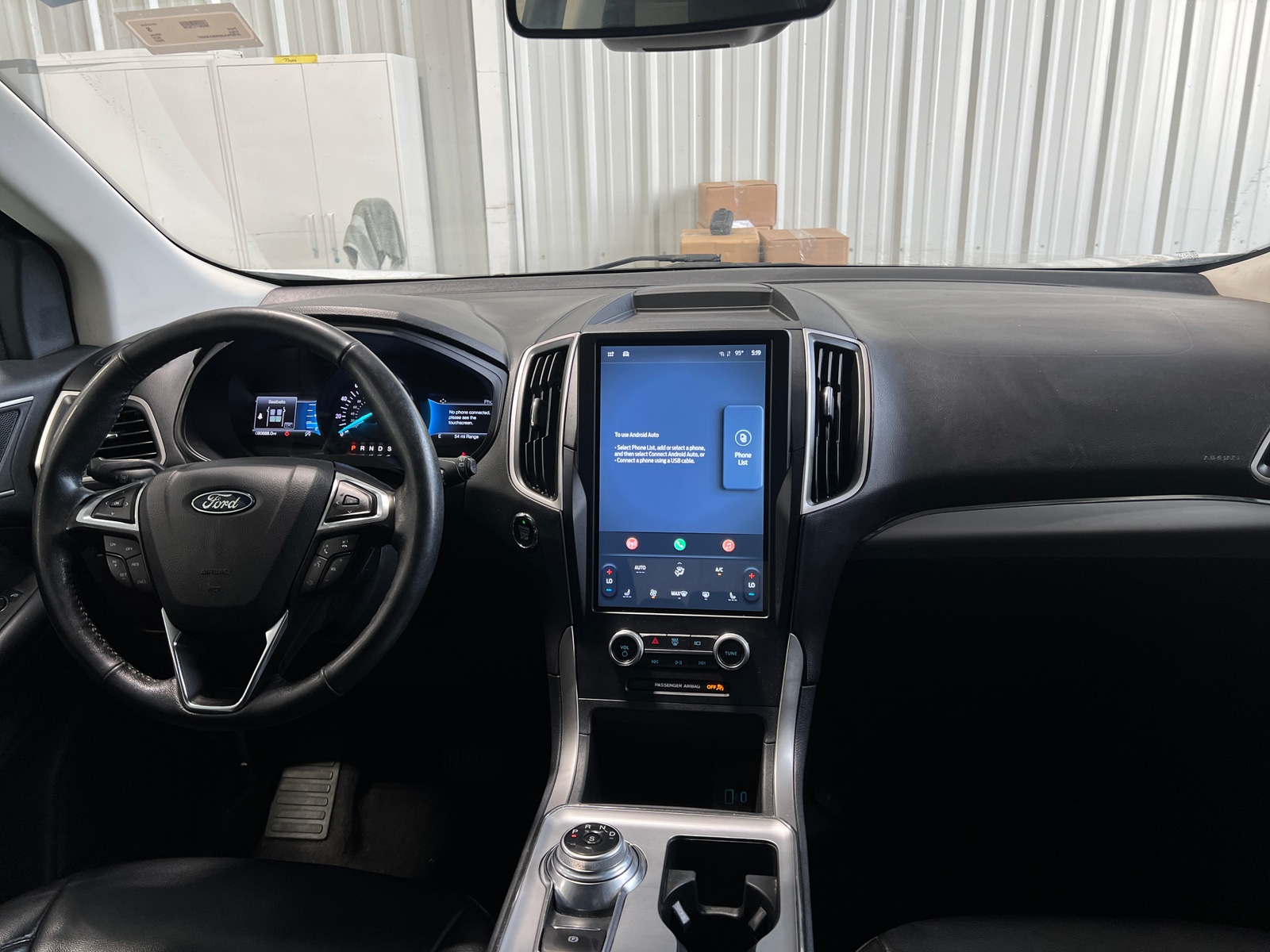 Thumbnail: 2022 Ford Edge - 2