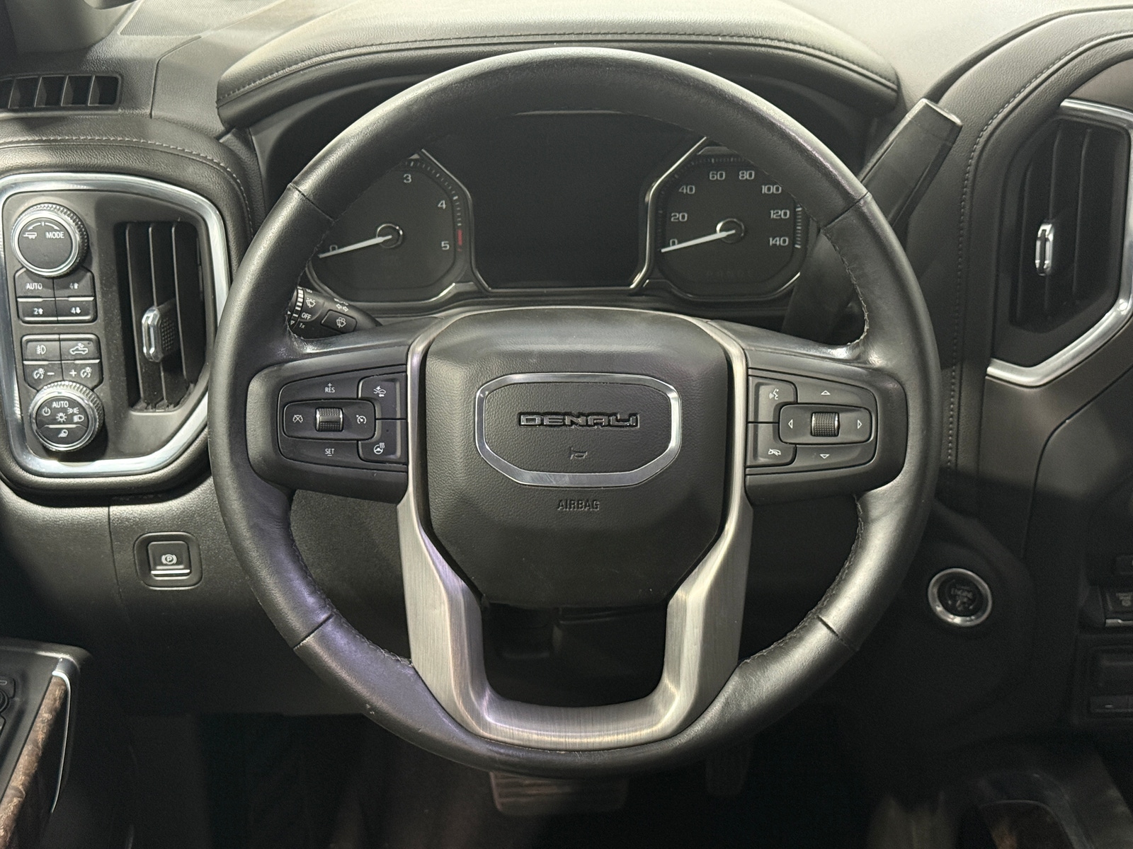 Thumbnail: 2022 GMC Sierra 2500 - 4