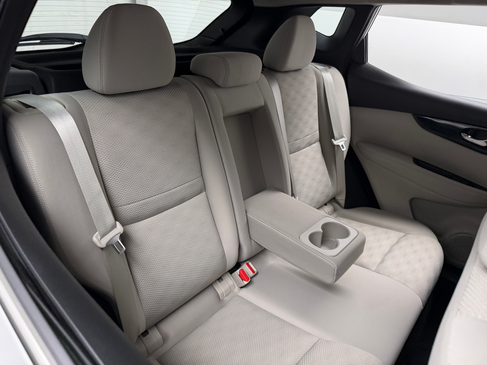 Thumbnail: 2019 Nissan Rogue Sport - 6