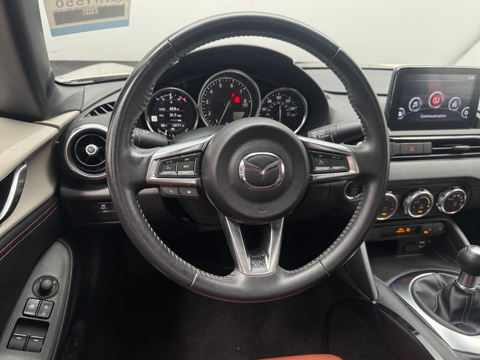 Thumbnail: 2022 Mazda MX-5 Miata - 3