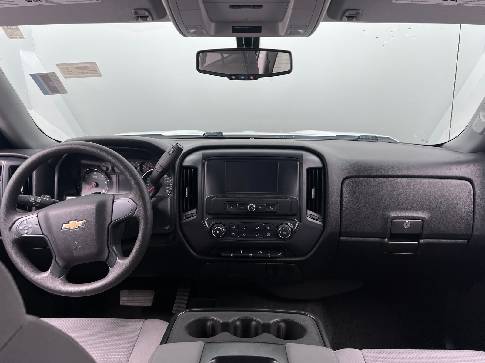 Thumbnail: 2018 Chevrolet Silverado 1500 - 3